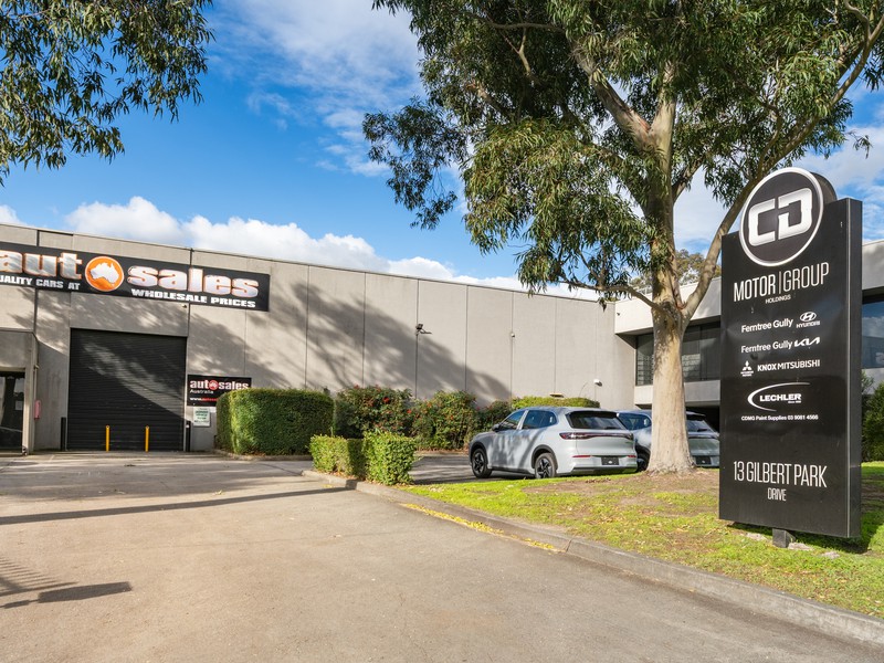 13 Gilbert Park Drive, Knoxfield, VIC 3180 - Image - 28/07/2026