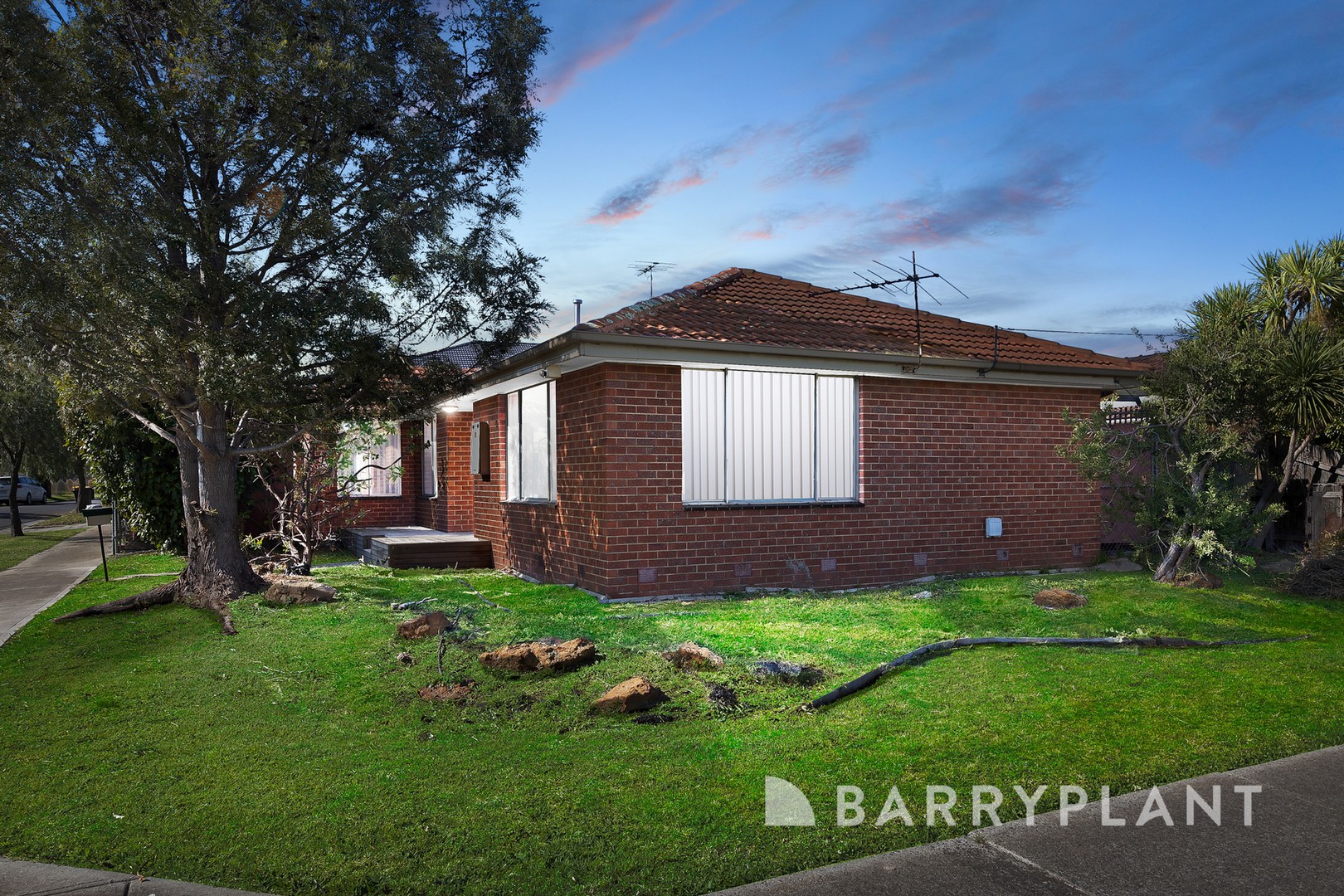 13 Grantham Parade, St Albans, VIC 3021, St Albans - Thumbnail 2