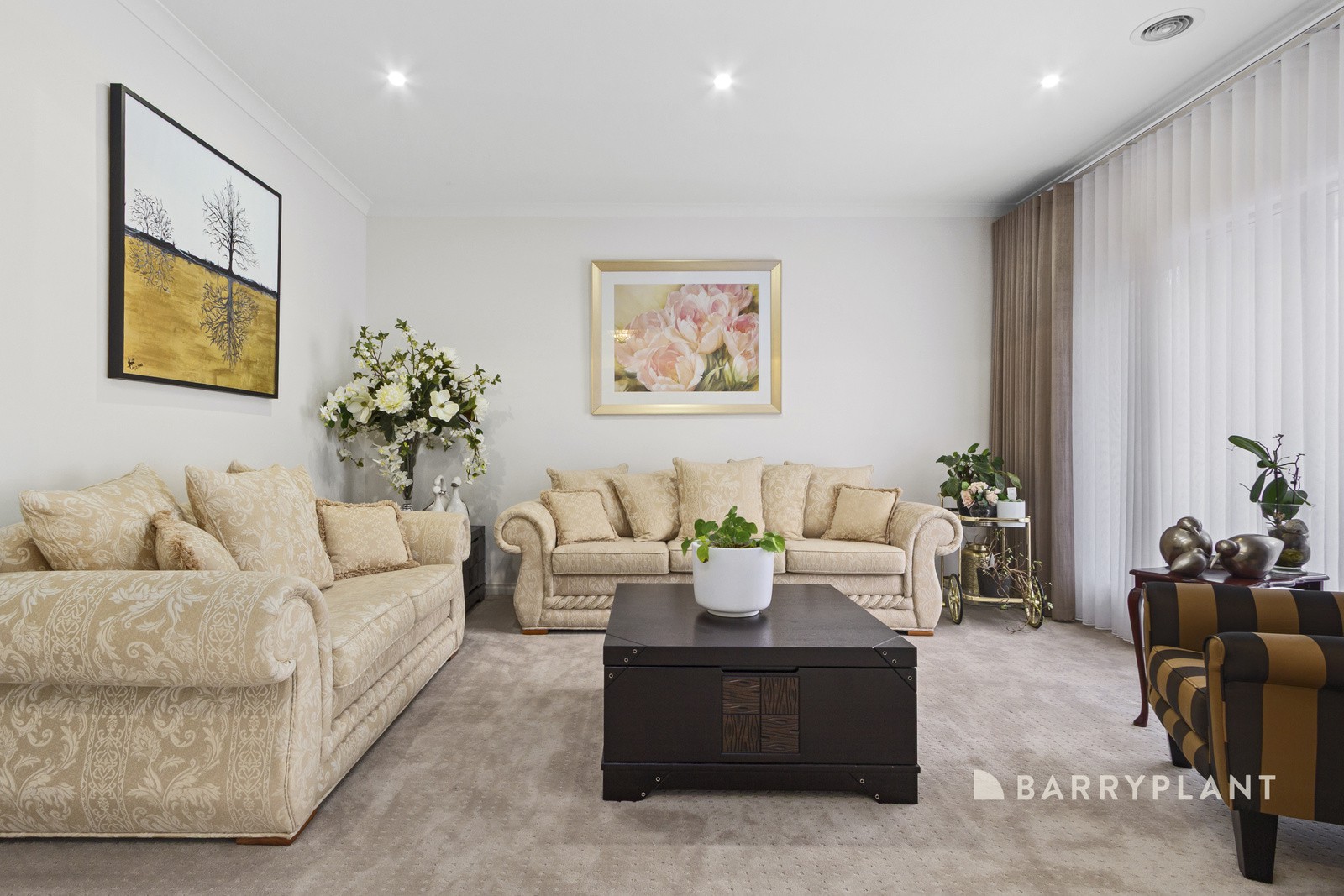 13 Gravillia Grove, Wantirna South, VIC 3152 - Thumbnail 2 - 20/07/2026