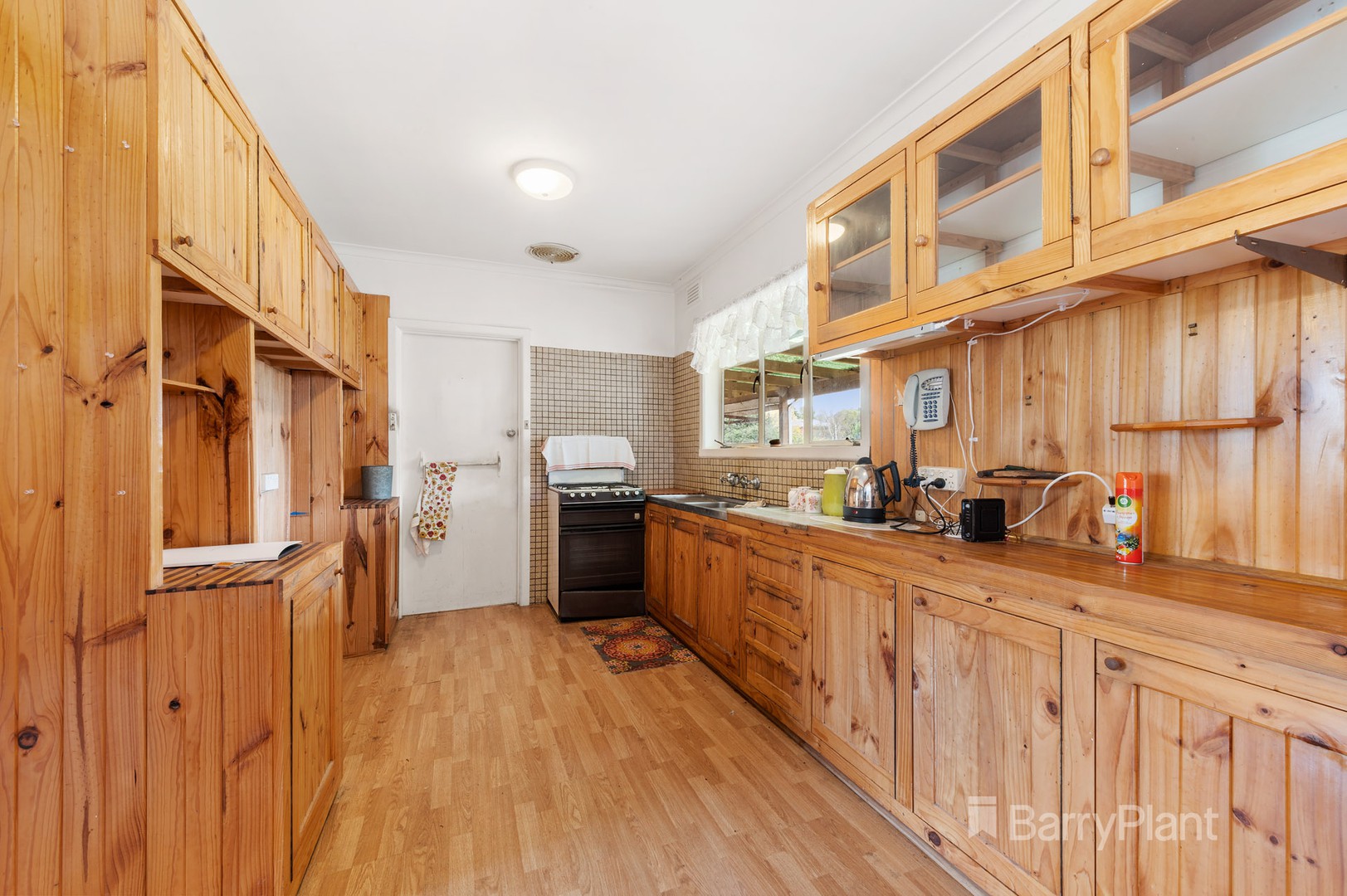 13 Greendale Road, Doncaster East, VIC 3109 - Thumbnail 2 - 27/04/2022