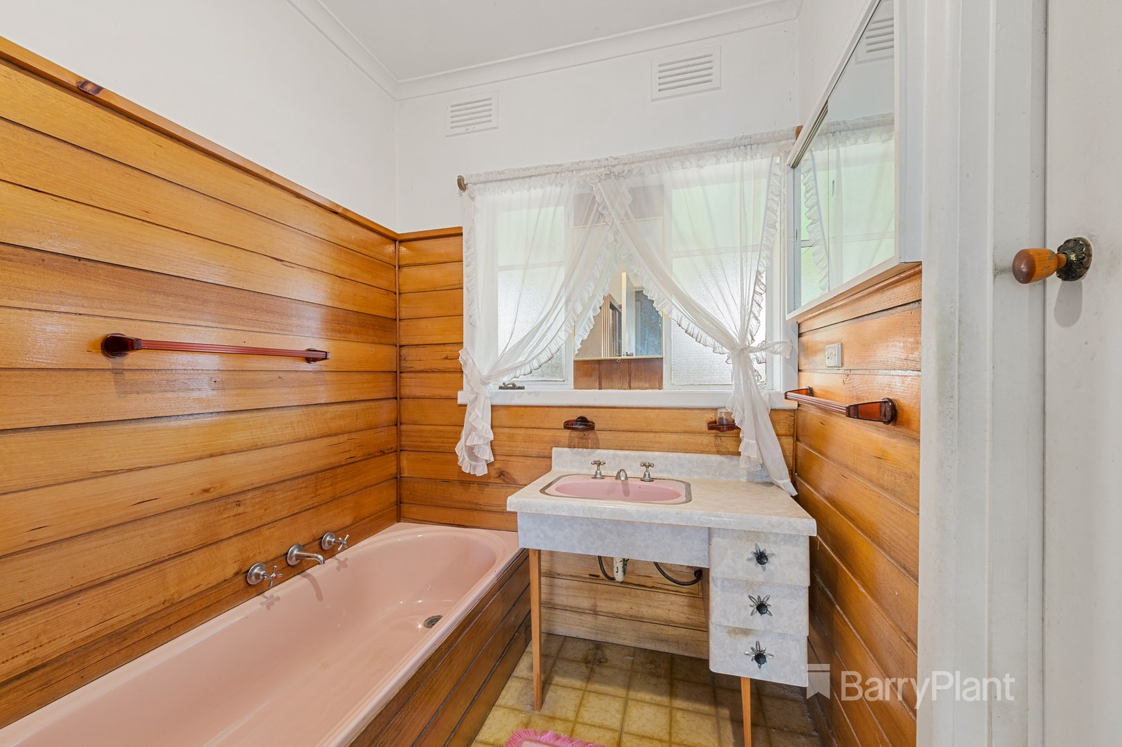 13 Greendale Road, Doncaster East, VIC 3109, Doncaster East - Thumbnail 5