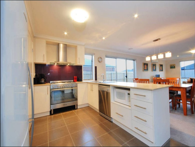 13 Grenache Drive, Waurn Ponds, VIC 3216, Waurn Ponds - Thumbnail 3