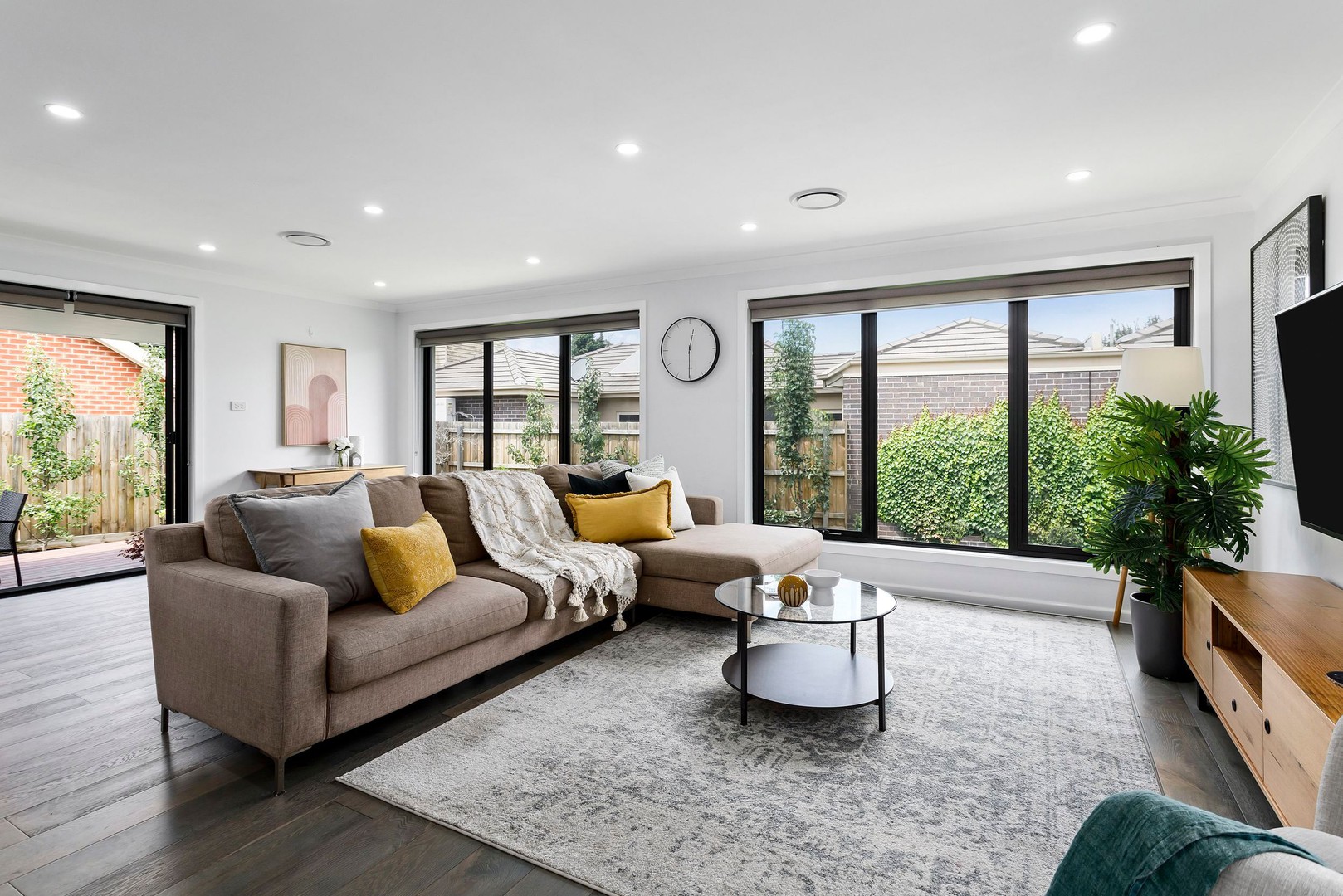 13 Groves Street, Keilor East, VIC 3033, Keilor East - Thumbnail 4