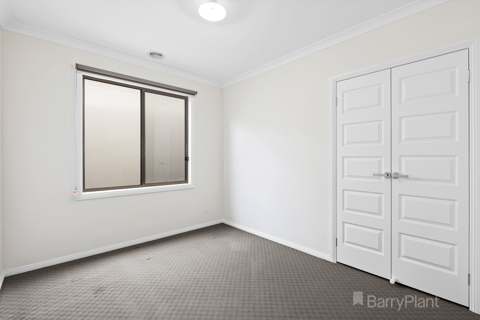 13 Guernsey Street, Clyde North, VIC 3978, Clyde North - Thumbnail 7
