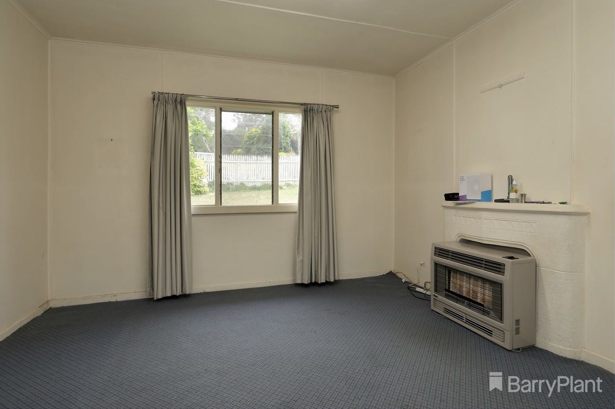 13 Haig Av, Monbulk, VIC 3793, Monbulk - Thumbnail 6