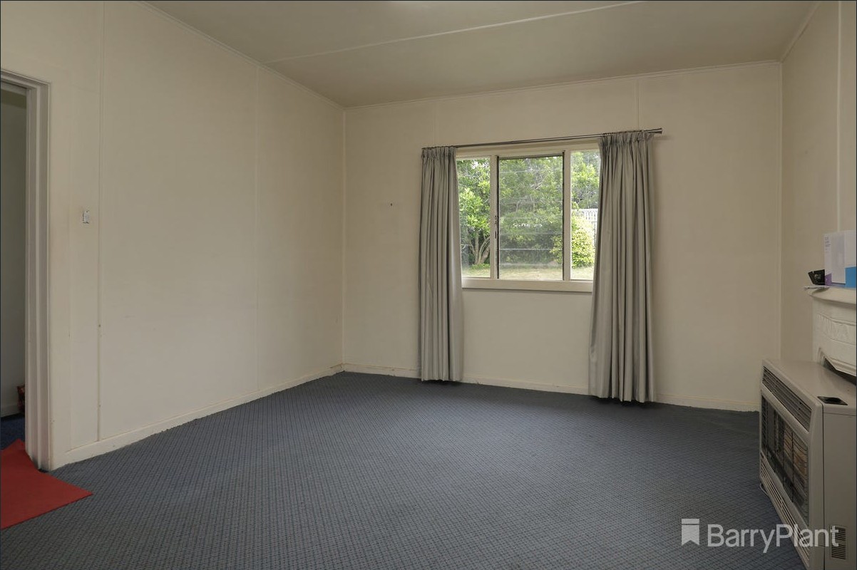 13 Haig Av, Monbulk, VIC 3793, Monbulk - Thumbnail 7