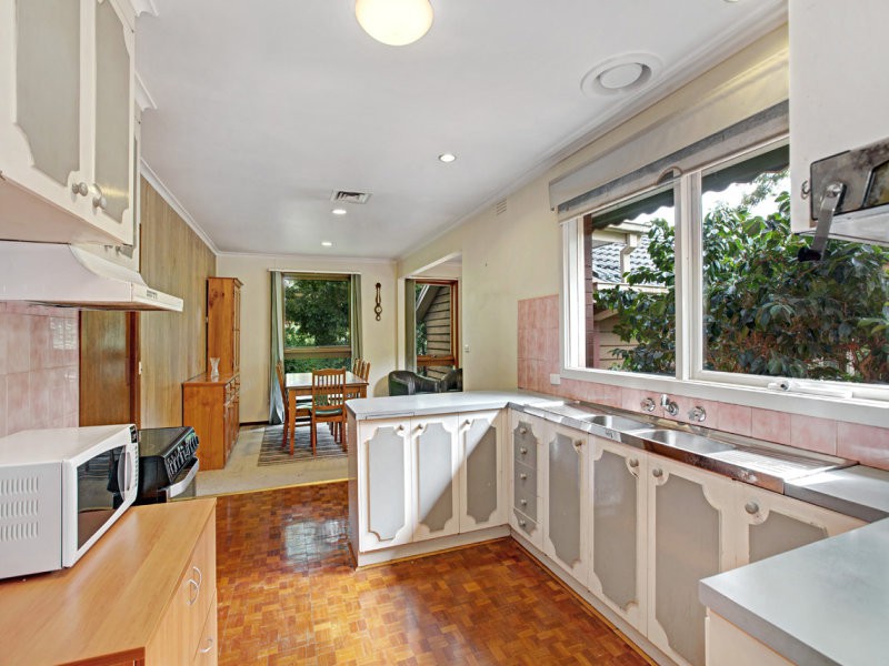 13 Heathwood Street, Ringwood East, VIC 3135, Ringwood East - Thumbnail 4