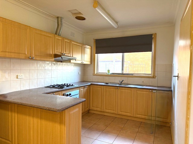 13 Henry Street, St Albans, VIC 3021, St Albans - Thumbnail 3