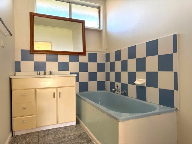 13 Henry Street, St Albans, VIC 3021, St Albans - Thumbnail 4