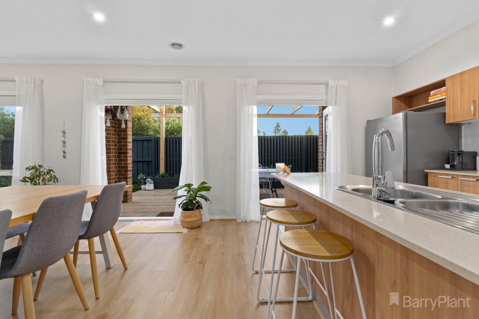 13 Hickory Drive, Narre Warren South, VIC 3805, Narre Warren South - Thumbnail 4