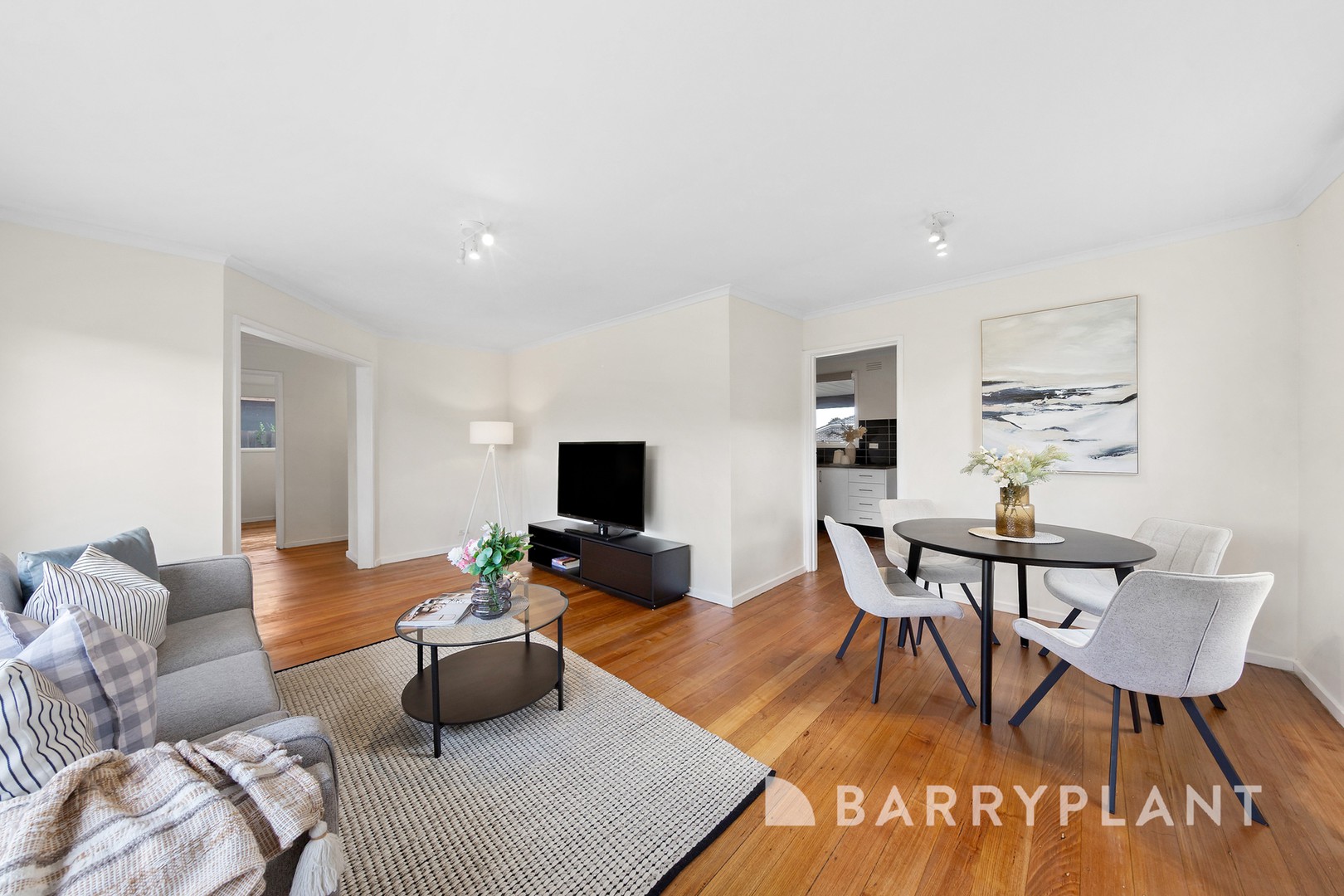 13 Highcombe Crescent, St Albans, VIC 3021 - Thumbnail 2 - 05/11/2025