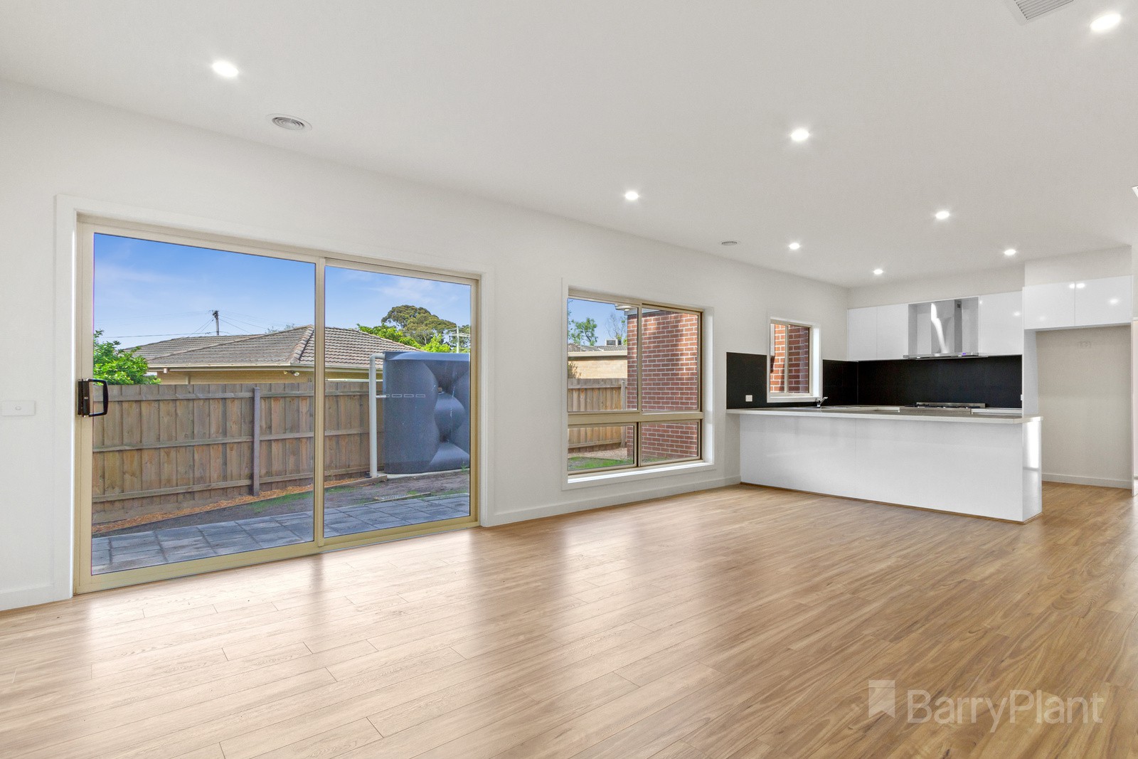 13 Hill View Crescent, Ferntree Gully, VIC 3156, Ferntree Gully - Thumbnail 7