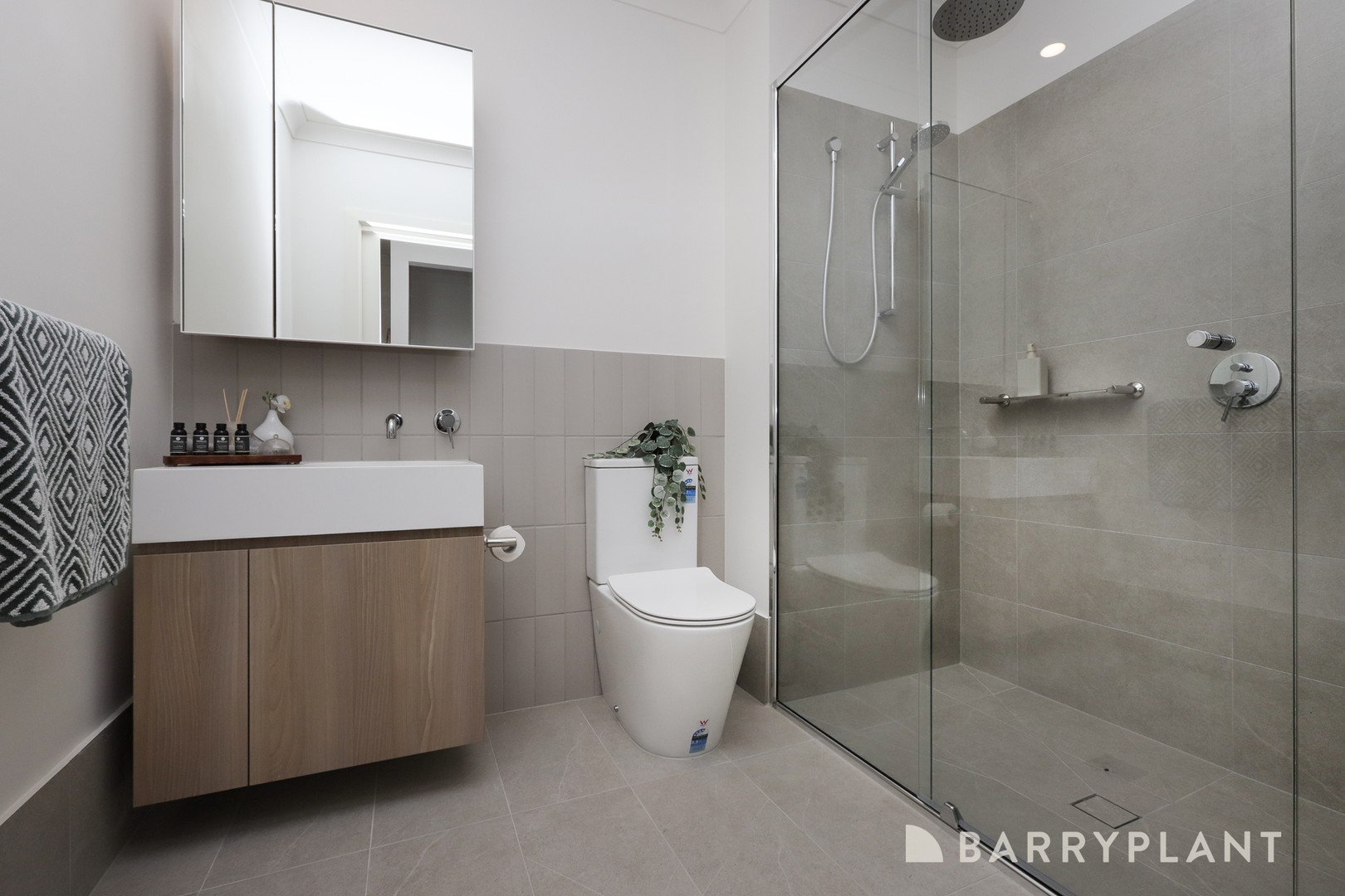 13 Holzer Crescent, Braybrook, VIC 3019, Braybrook - Thumbnail 6