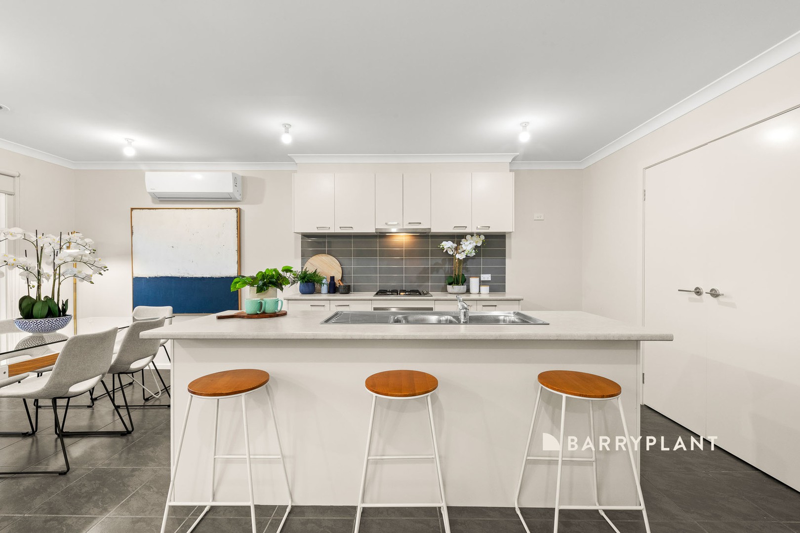13 Honeydew Street, Officer, VIC 3809, Officer - Thumbnail 5