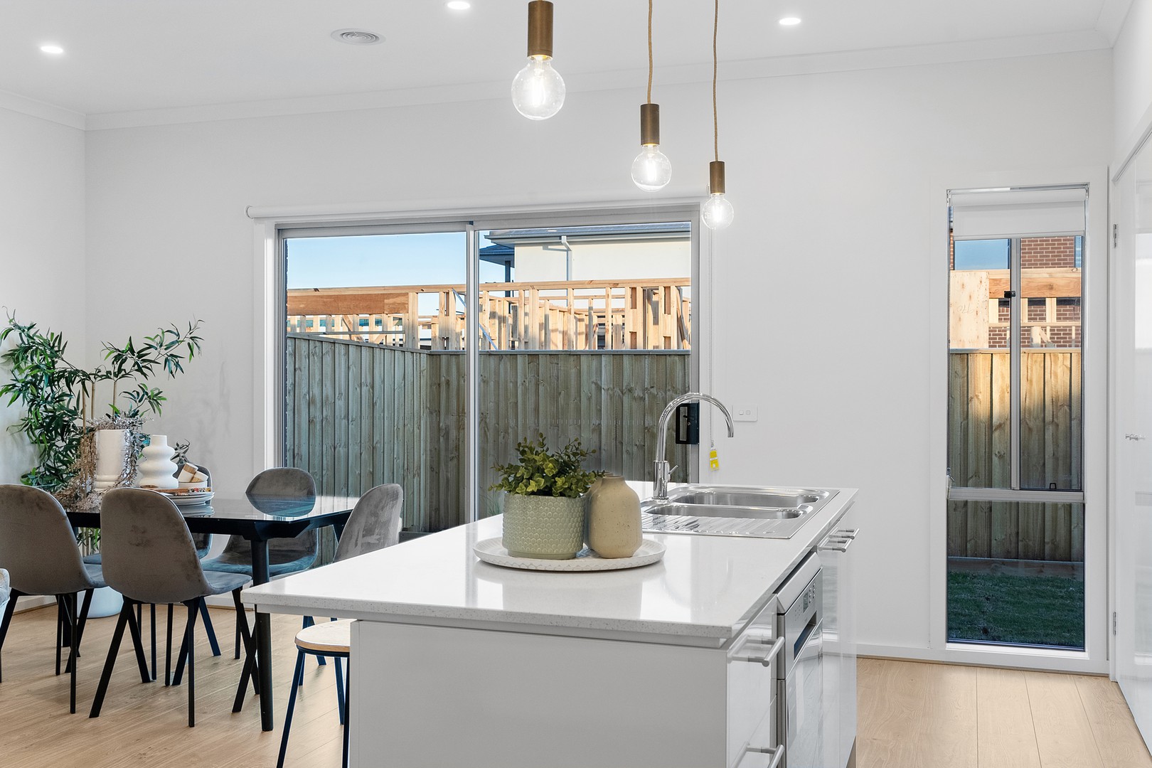 13 Horseshoe Parade, Fraser Rise, VIC 3336, Fraser Rise - Thumbnail 7