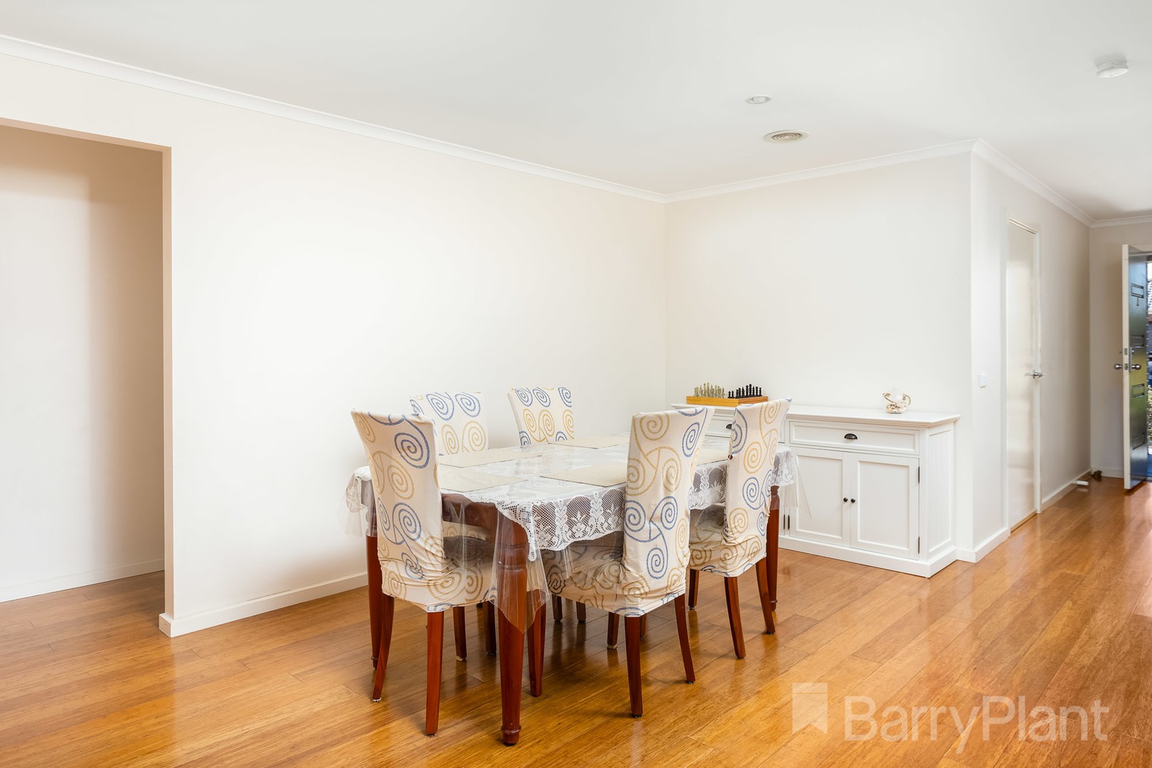 13 Hydrangea Drive, Point Cook, VIC 3030, Point Cook - Thumbnail 5