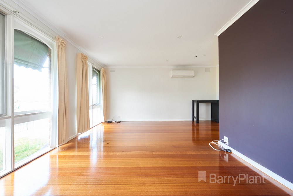 13 Illawarra Crescent, Dandenong North, VIC 3175 - Thumbnail 2 - 03/08/2022