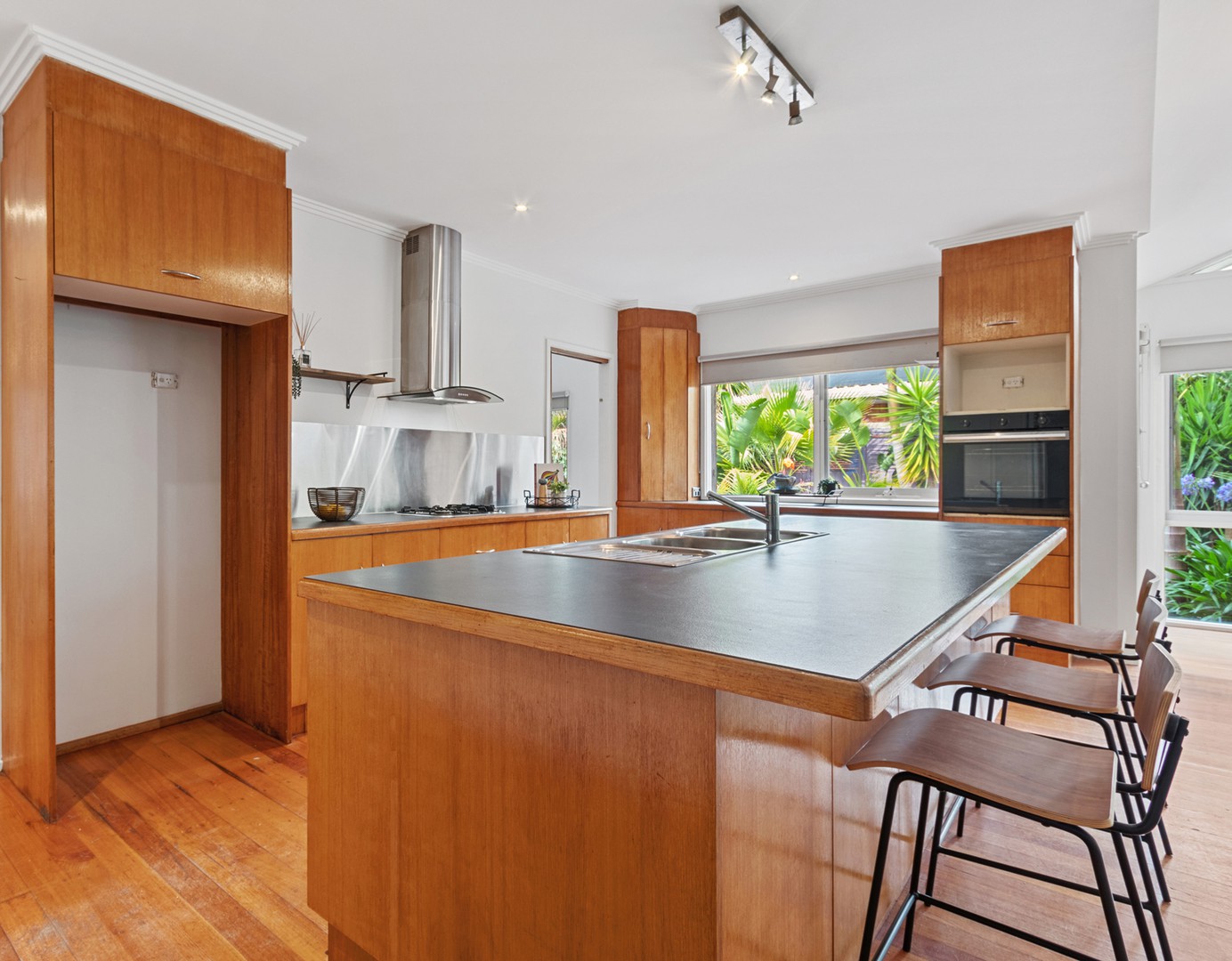 12 De Sassenay Crescent, MODBURY HEIGHTS SA 5092, Doreen - Thumbnail 3