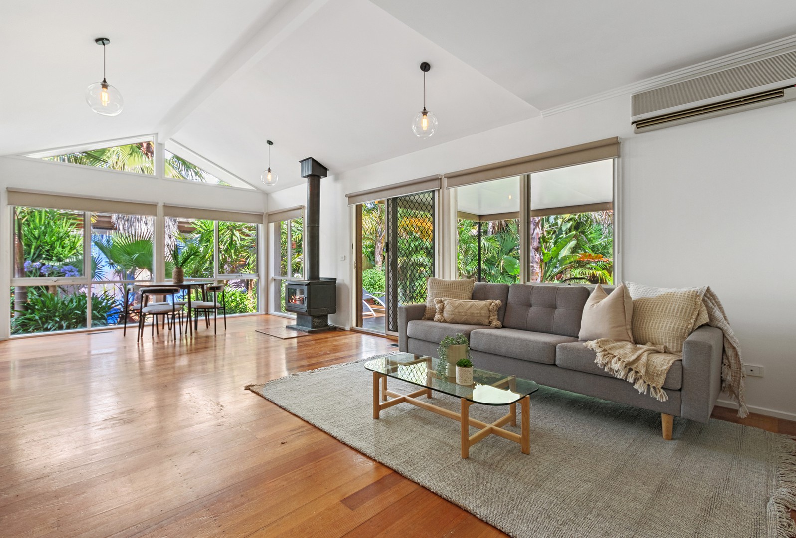 12 De Sassenay Crescent, MODBURY HEIGHTS SA 5092, Doreen - Thumbnail 4