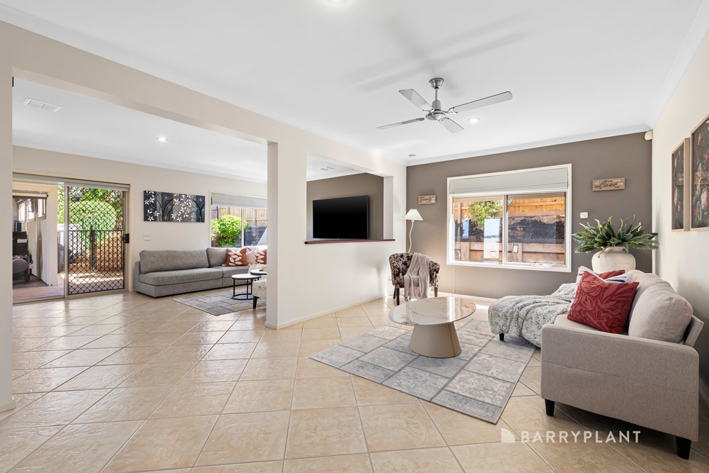 13 Imperial Terrace, South Morang, VIC 3752, South Morang - Thumbnail 4