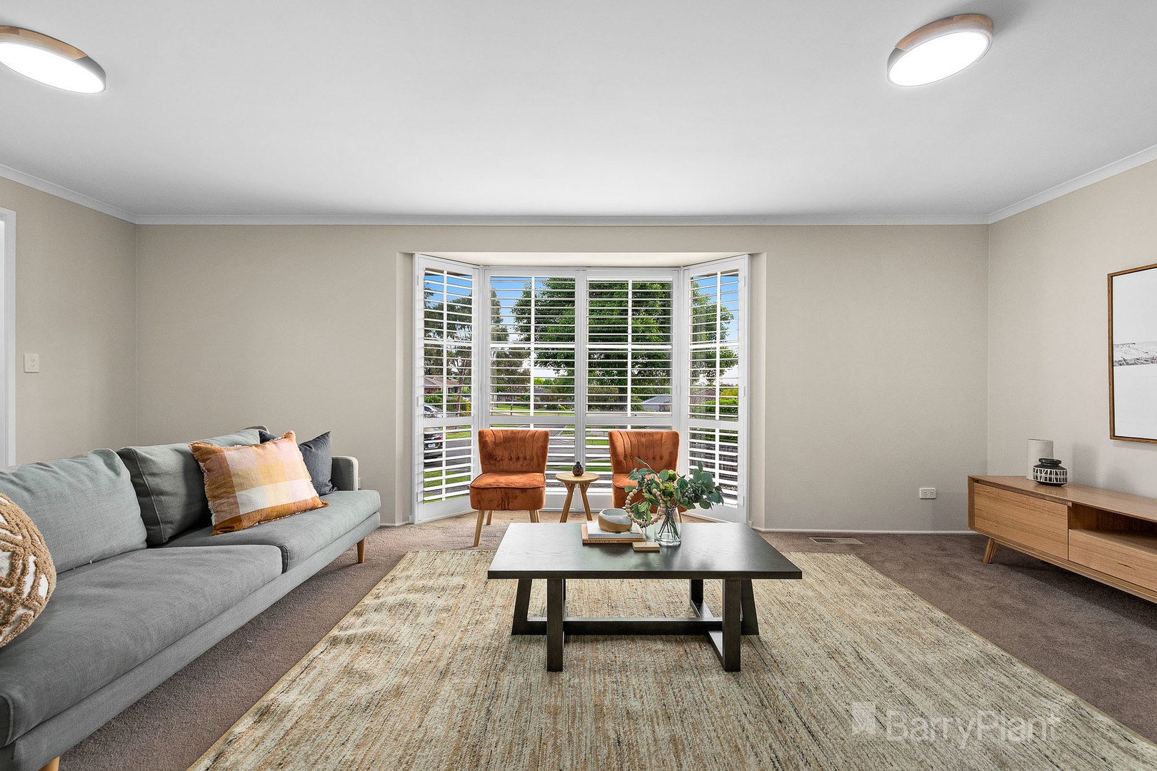 13 Inverness Close, Pakenham, VIC 3810, Pakenham - Thumbnail 2