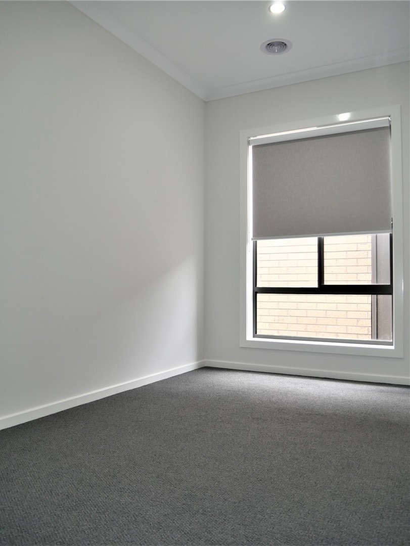 13 Irvine Avenue, Strathtulloh, VIC 3338, Strathtulloh - Thumbnail 6