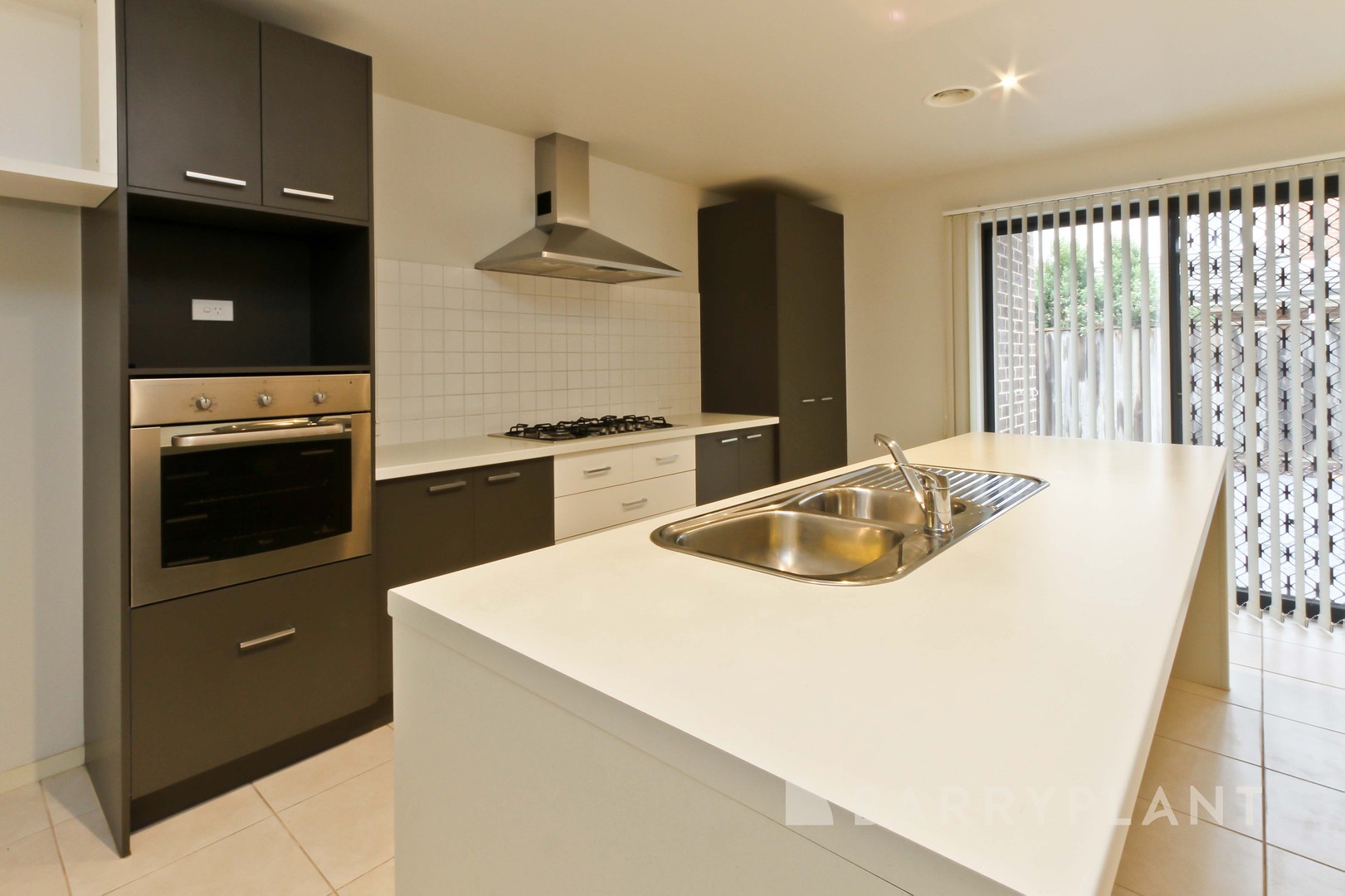 13 Ivory Crescent, Springvale South, VIC 3172 - Thumbnail 1 - 19/03/2025