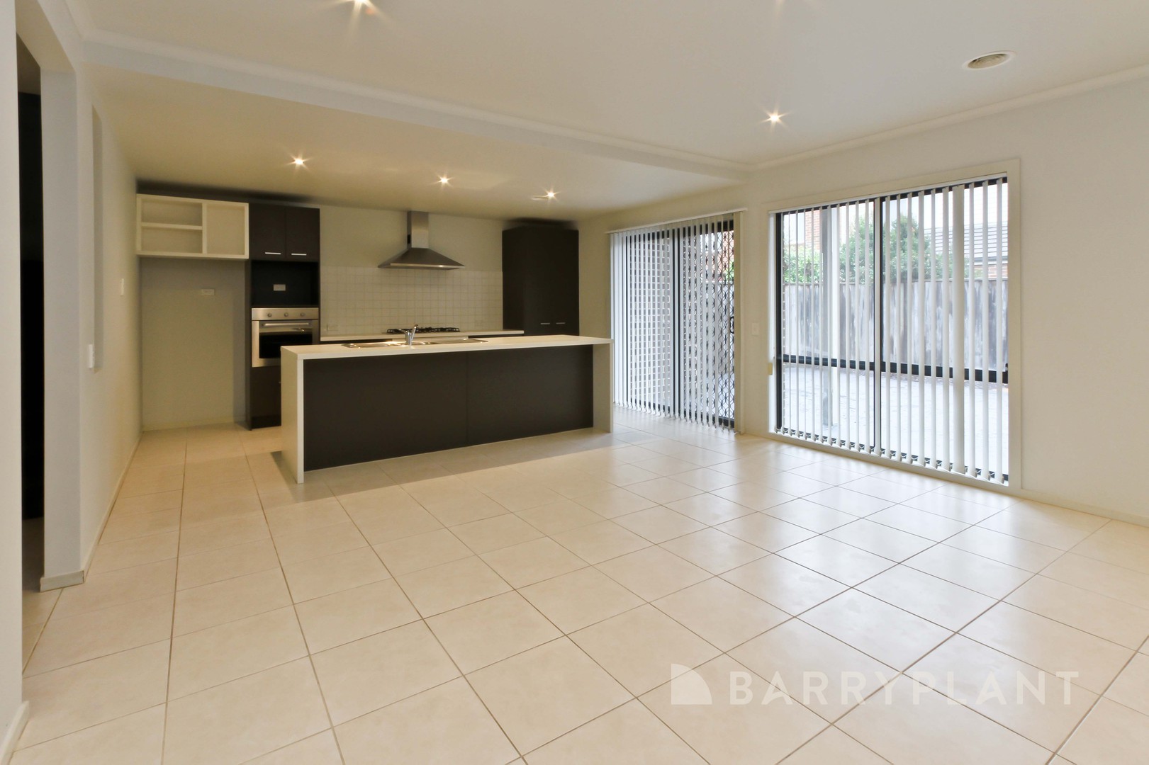 13 Ivory Crescent, Springvale South, VIC 3172 - Thumbnail 2 - 19/03/2025