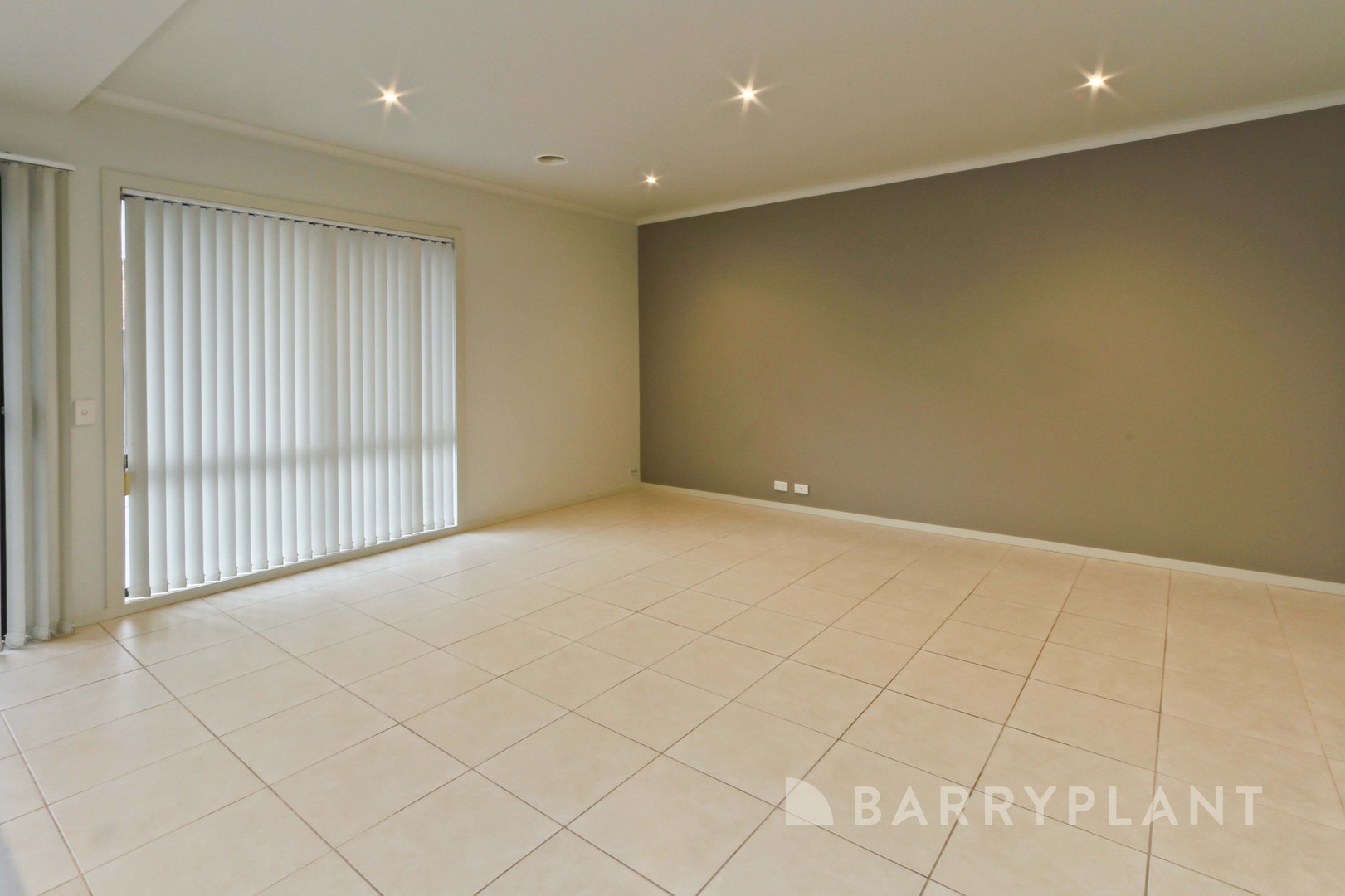 13 Ivory Crescent, Springvale South, VIC 3172, Springvale South - Thumbnail 7