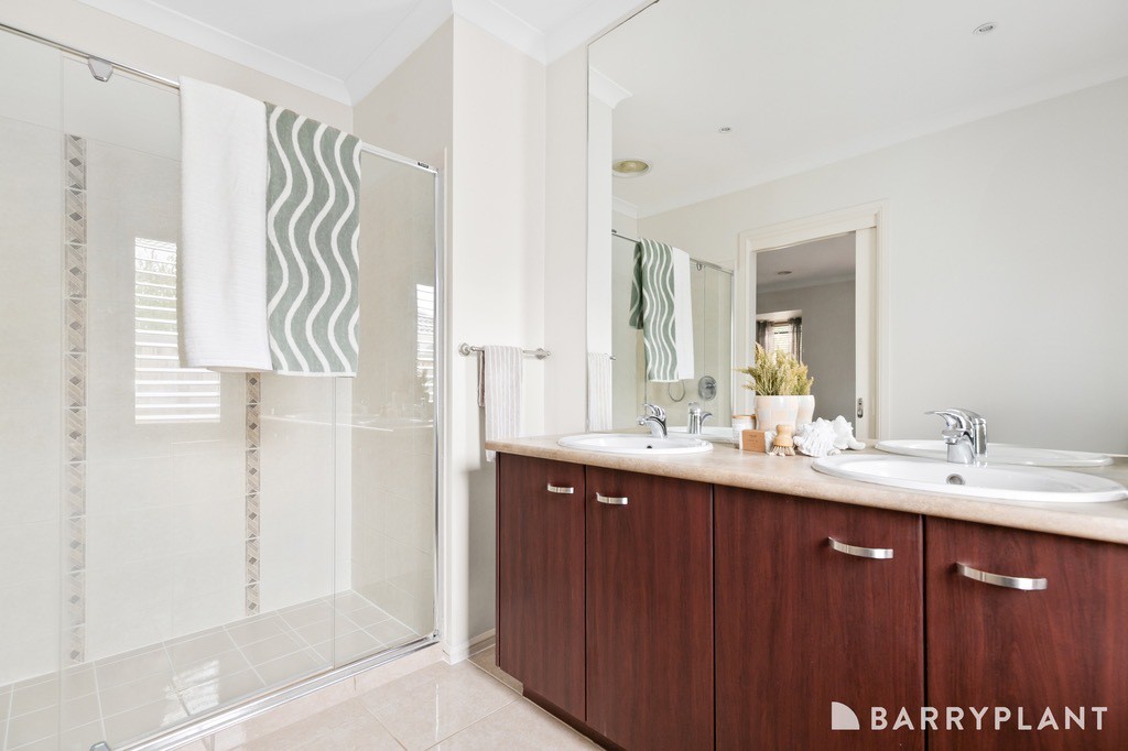 13 Jack William Way, Berwick, VIC 3806, Berwick - Thumbnail 3