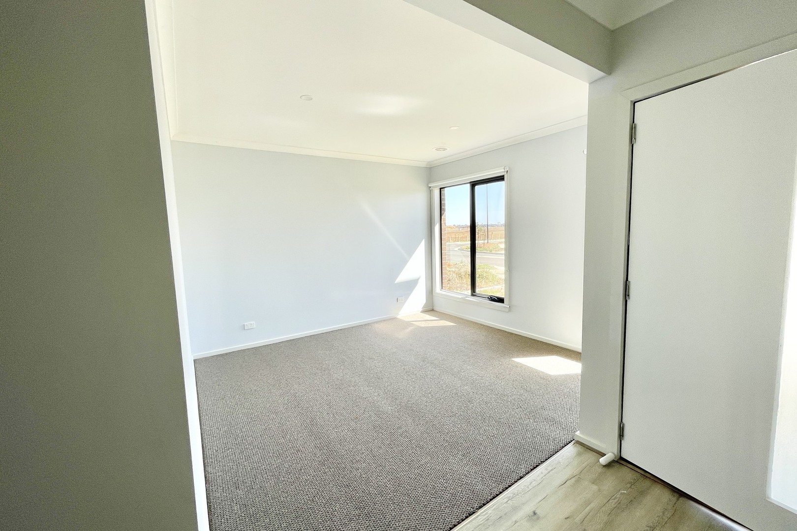 13 Kallis Way, Rockbank, VIC 3335, Rockbank - Thumbnail 3