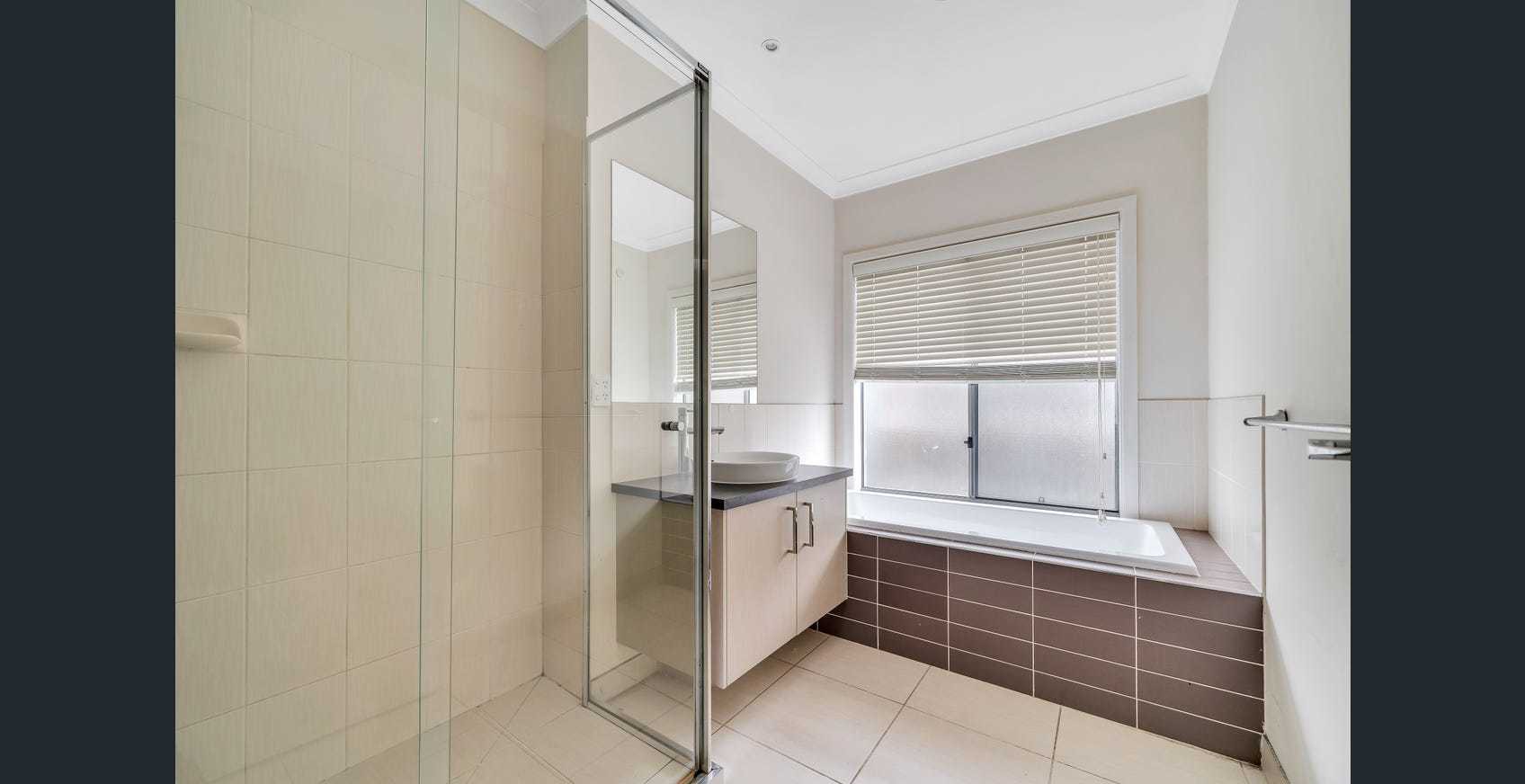 13 Keppel Way, Point Cook, VIC 3030, Point Cook - Thumbnail 4