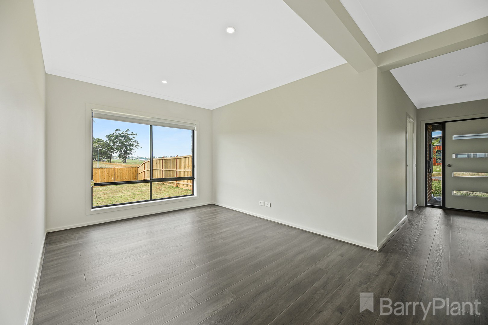 13 Kingston Heath Drive, Drouin, VIC 3818, Drouin - Thumbnail 3