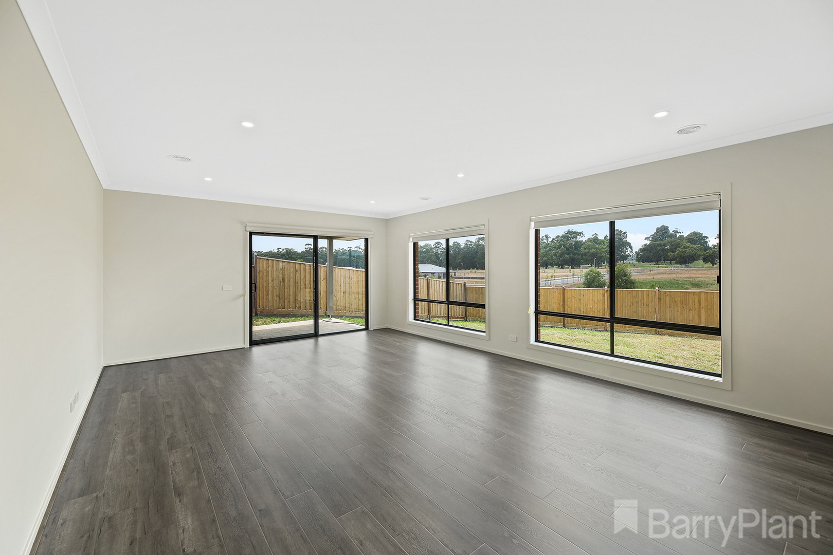 13 Kingston Heath Drive, Drouin, VIC 3818, Drouin - Thumbnail 8