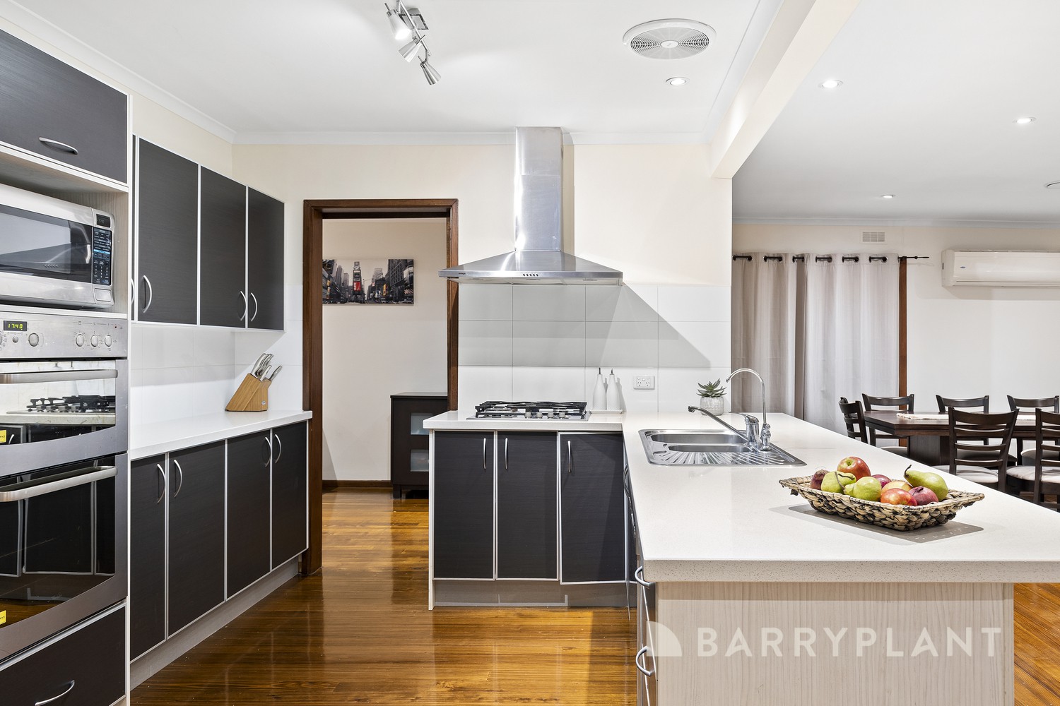 13 Landbury Road, Bundoora, VIC 3083, Bundoora - Thumbnail 3