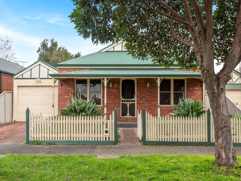 13 Leawood Glade, Craigieburn, VIC 3064 - Image - 03/08/2026