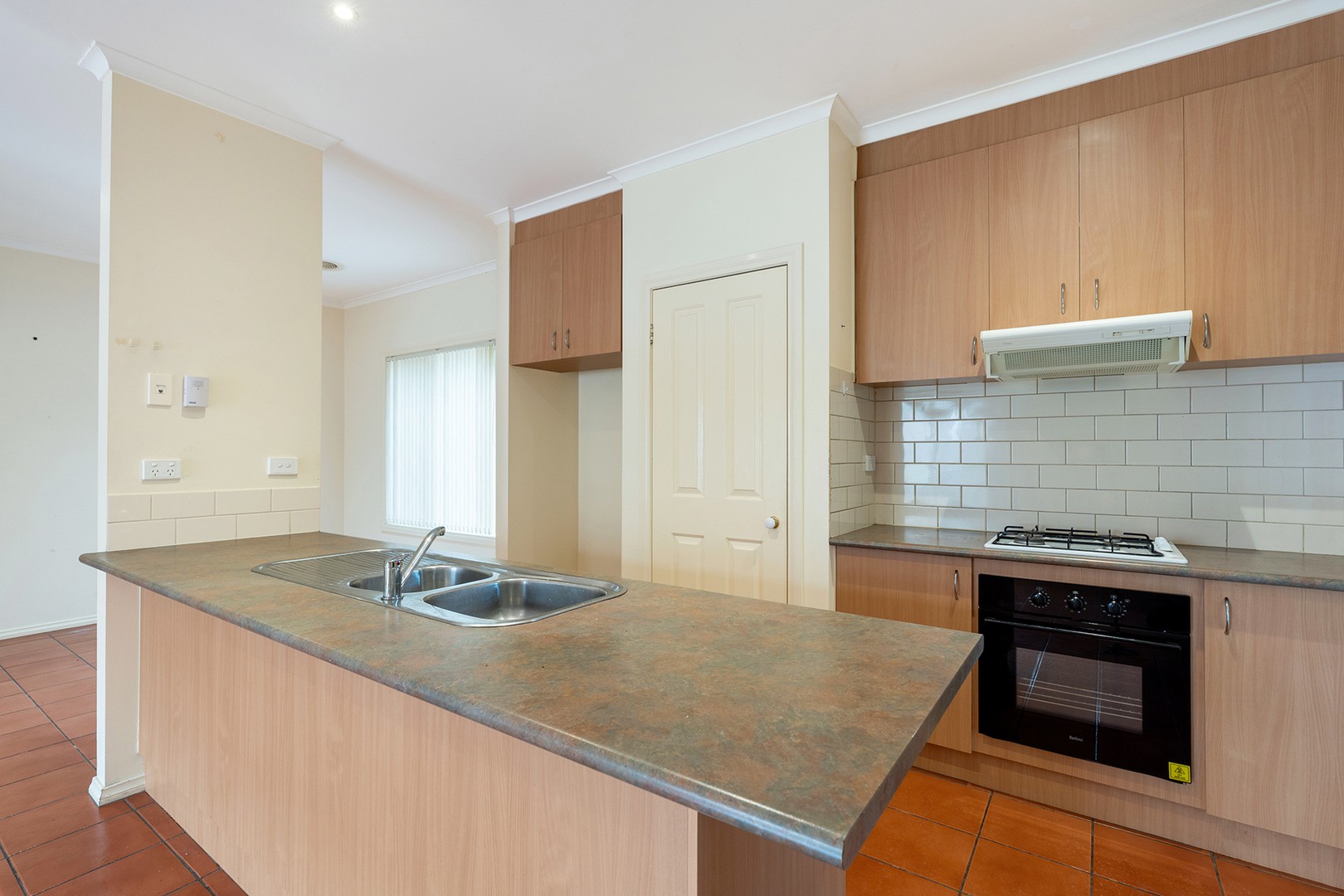 13 Leawood Glade, Craigieburn, VIC 3064 - Thumbnail 1 - 03/08/2026
