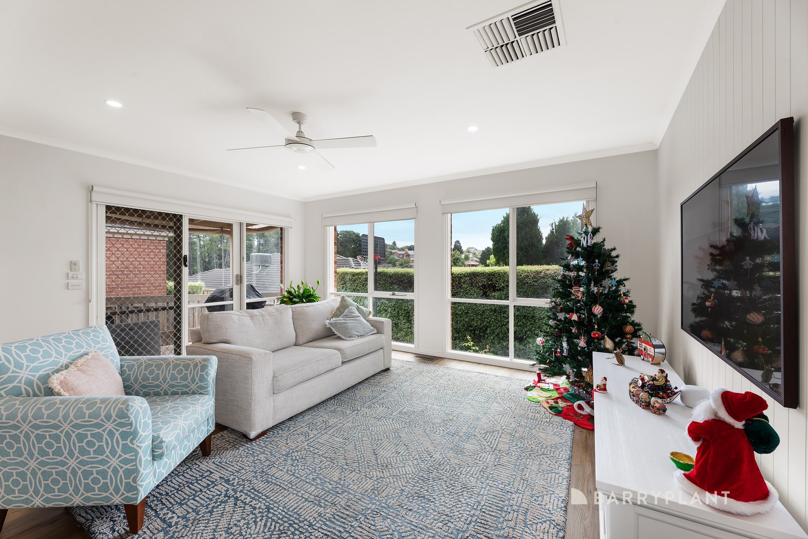 13 Leslie Street, Donvale, VIC 3111 - Thumbnail 2 - 27/11/2023