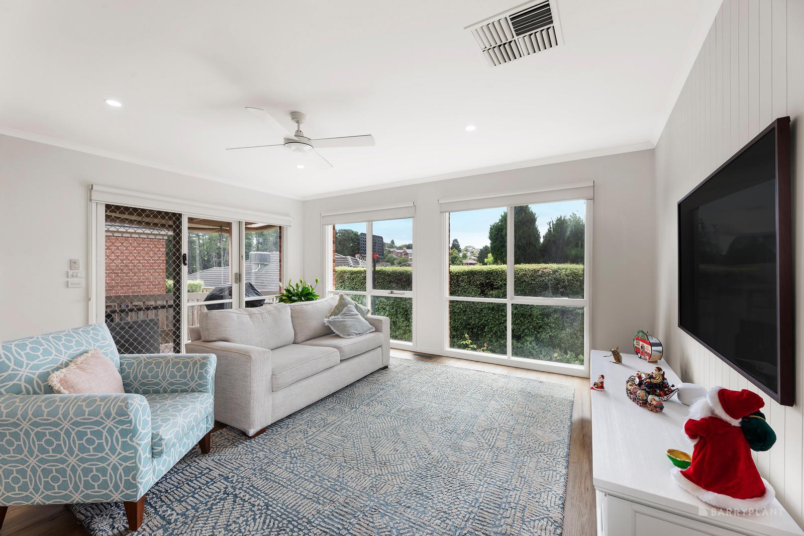 13 Leslie Street, Donvale, VIC 3111 - Thumbnail 2 - 26/09/2024