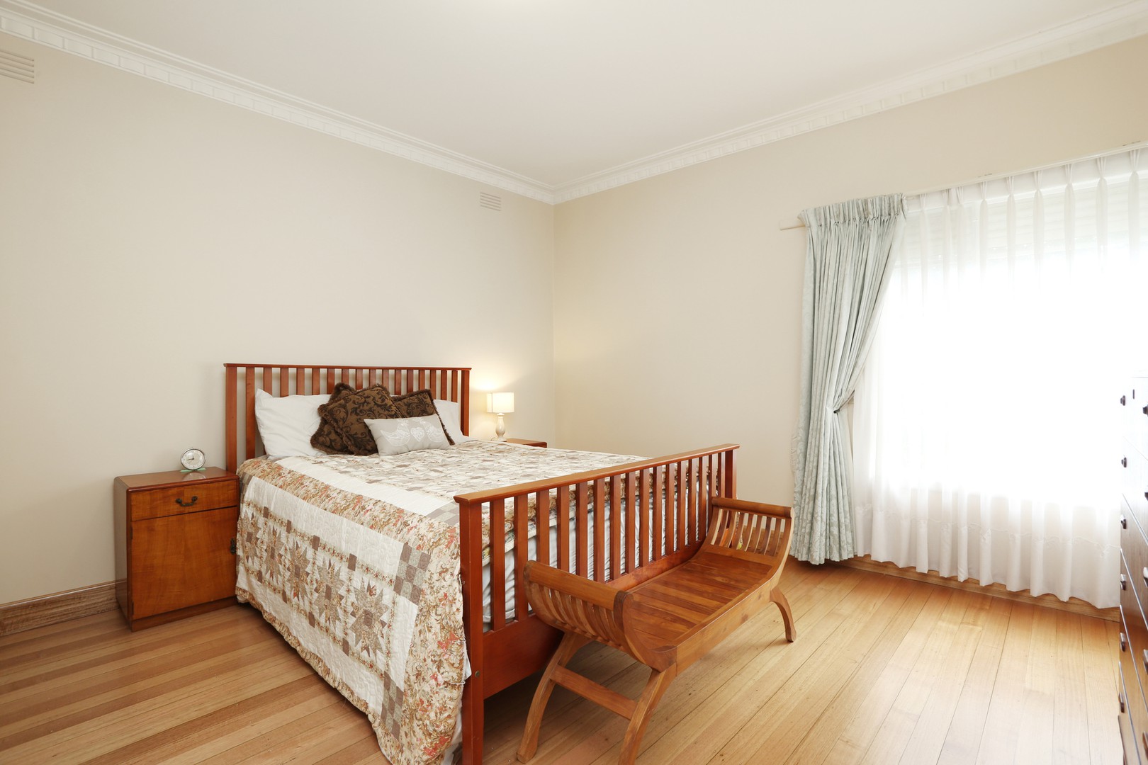 13 Lindenow Street, Reservoir, VIC 3073, Reservoir - Thumbnail 6