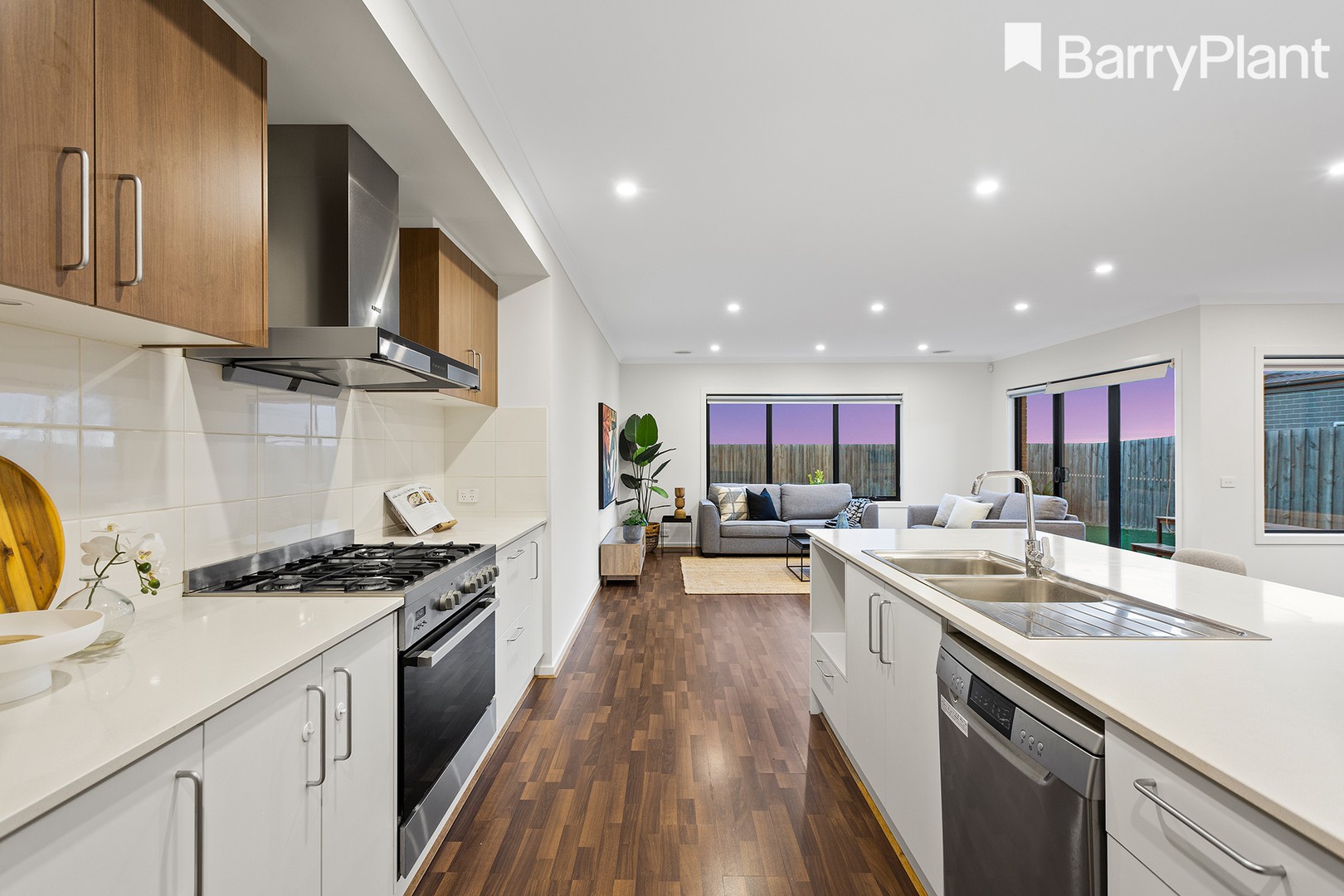 13 Lismore Road, Point Cook, VIC 3030, Point Cook - Thumbnail 4