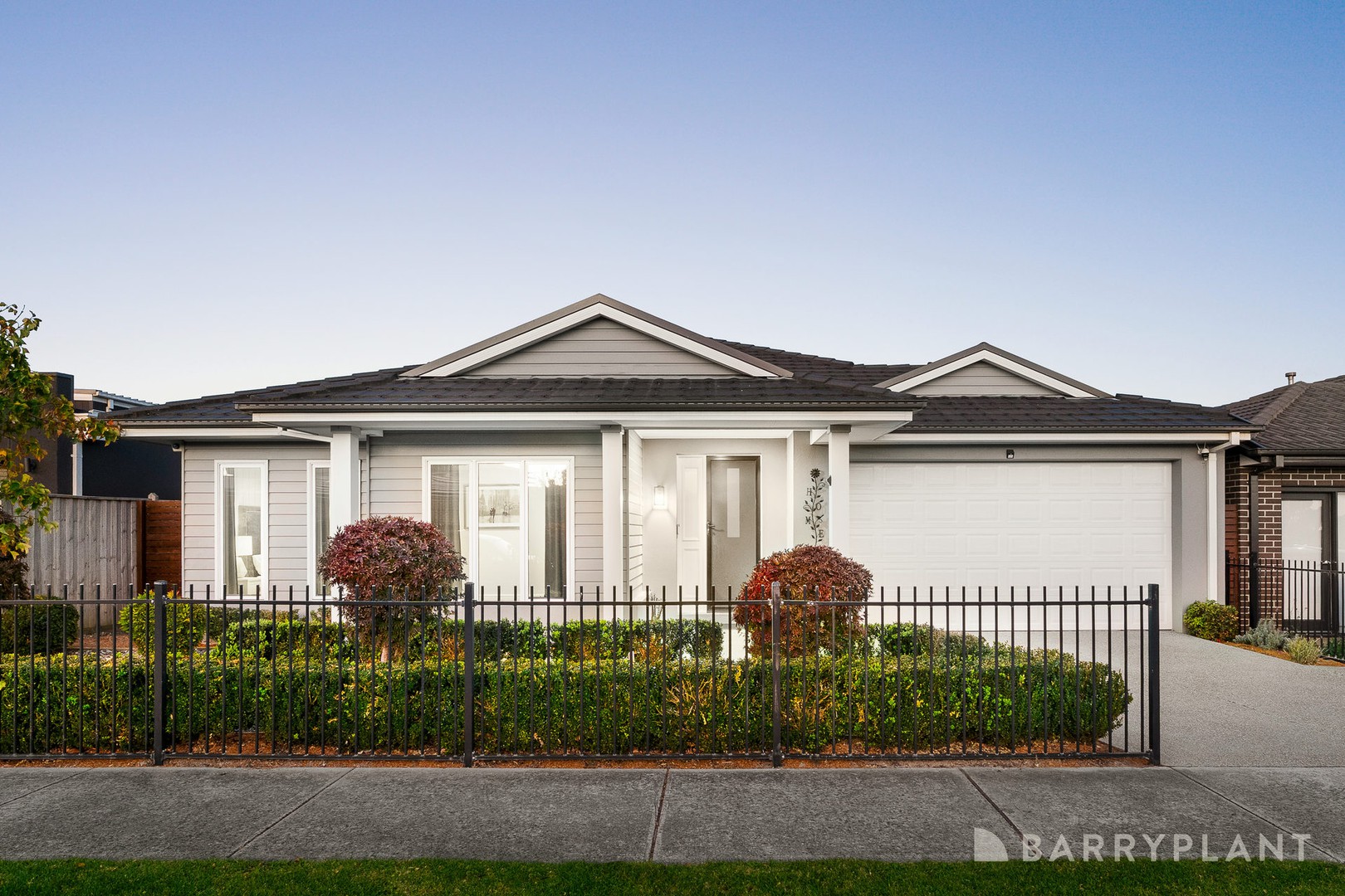 13 Littleshore Crescent, Clyde North, VIC 3978