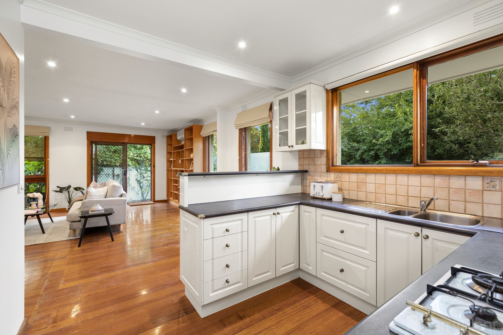 13 Loma Street, Ringwood East, VIC 3135, Ringwood East - Thumbnail 4