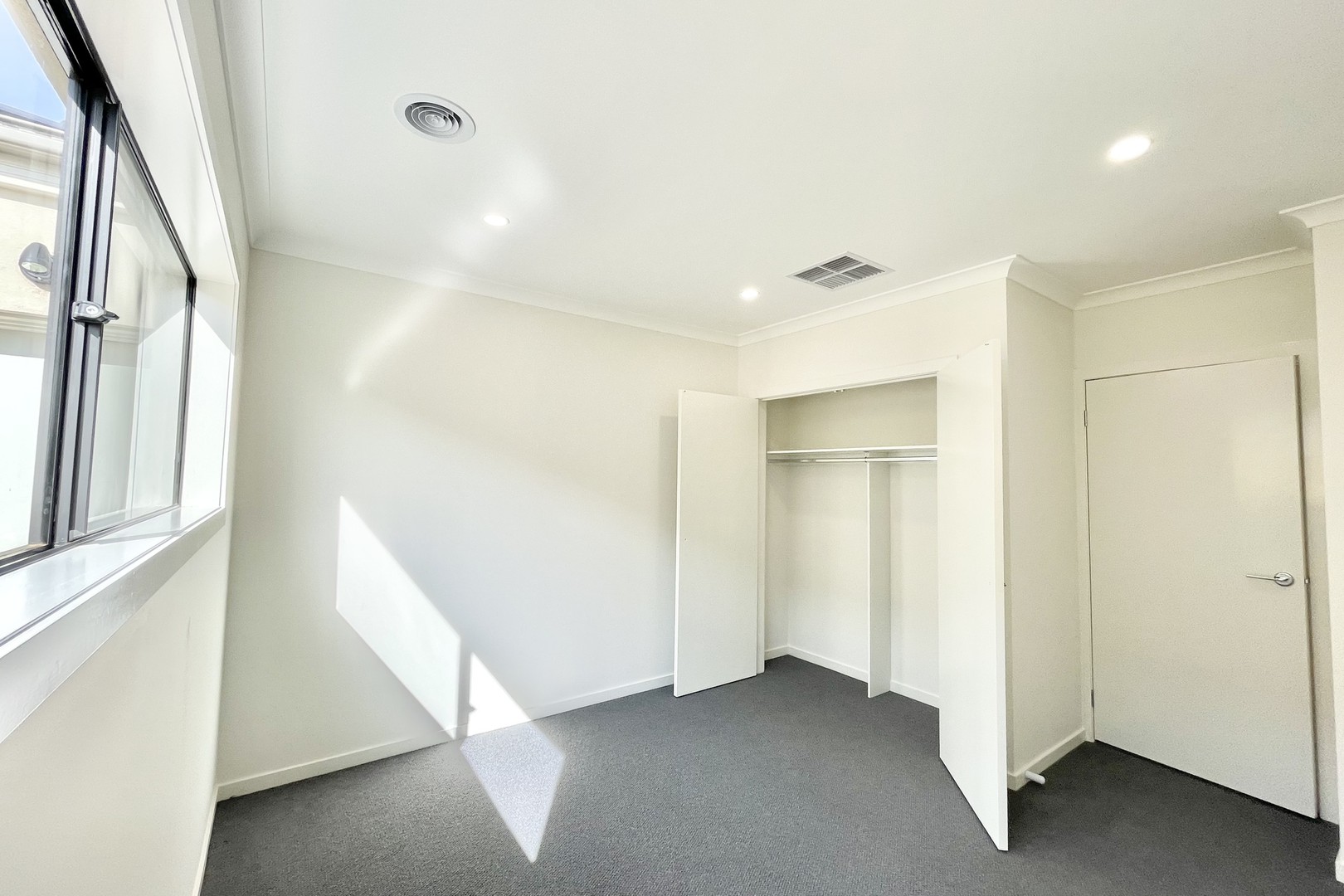 13 Lowell Road, Tarneit, VIC 3029, Tarneit - Thumbnail 6