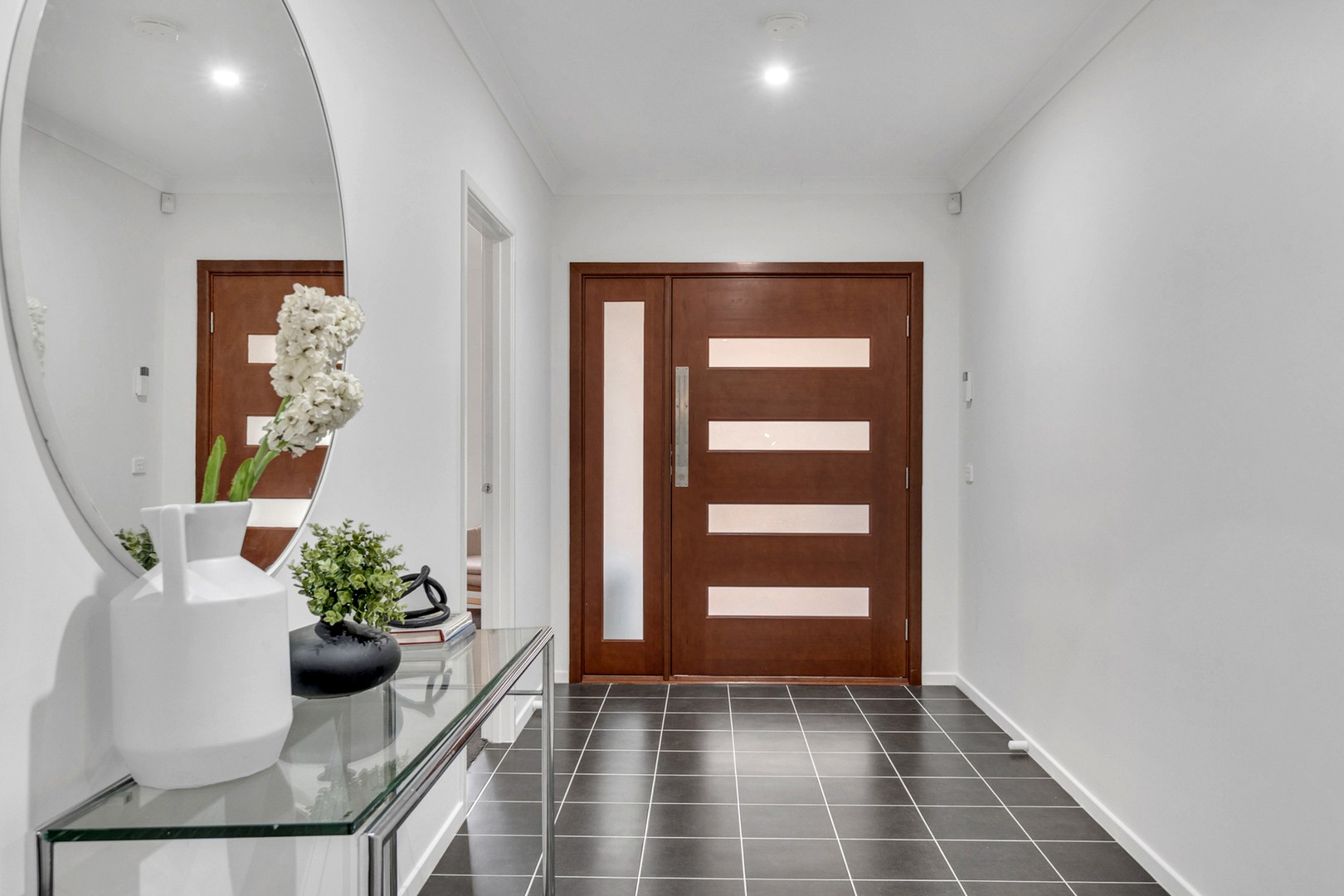 13 Lush Drive, Craigieburn, VIC 3064, Craigieburn - Thumbnail 2