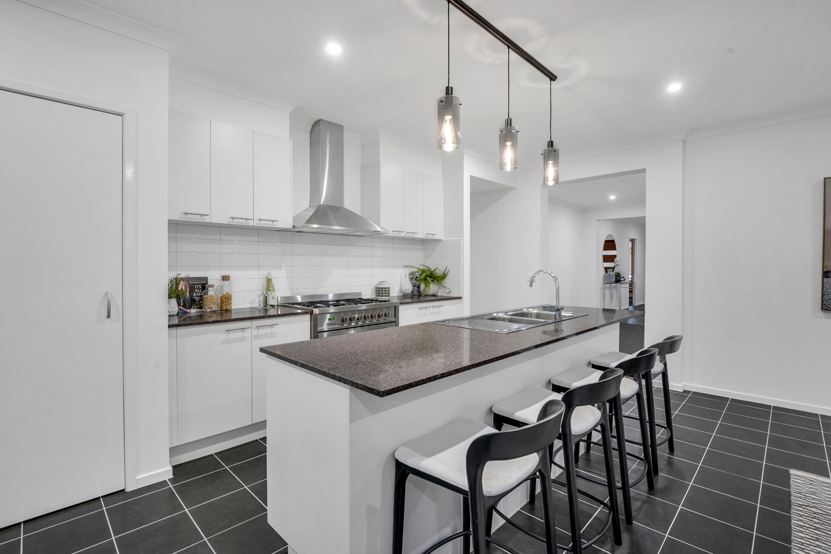 13 Lush Drive, Craigieburn, VIC 3064, Craigieburn - Thumbnail 5