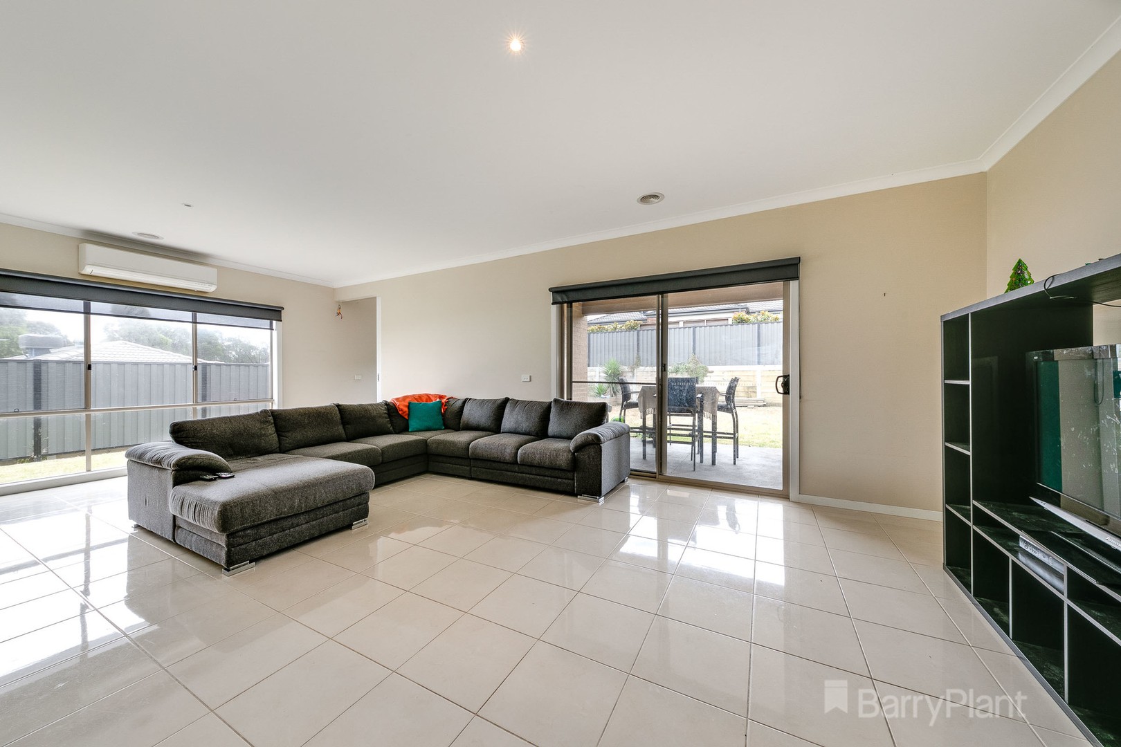 13 Maggiore Crescent, Pakenham, VIC 3810, Pakenham - Thumbnail 7