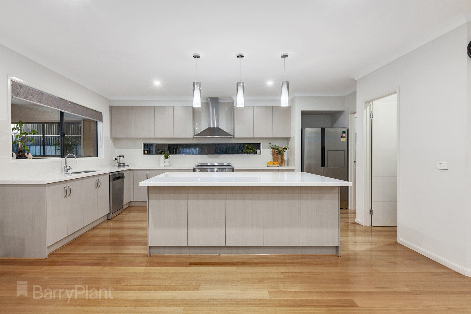 13 Maiden Crescent, Point Cook, VIC 3030, Point Cook - Thumbnail 7