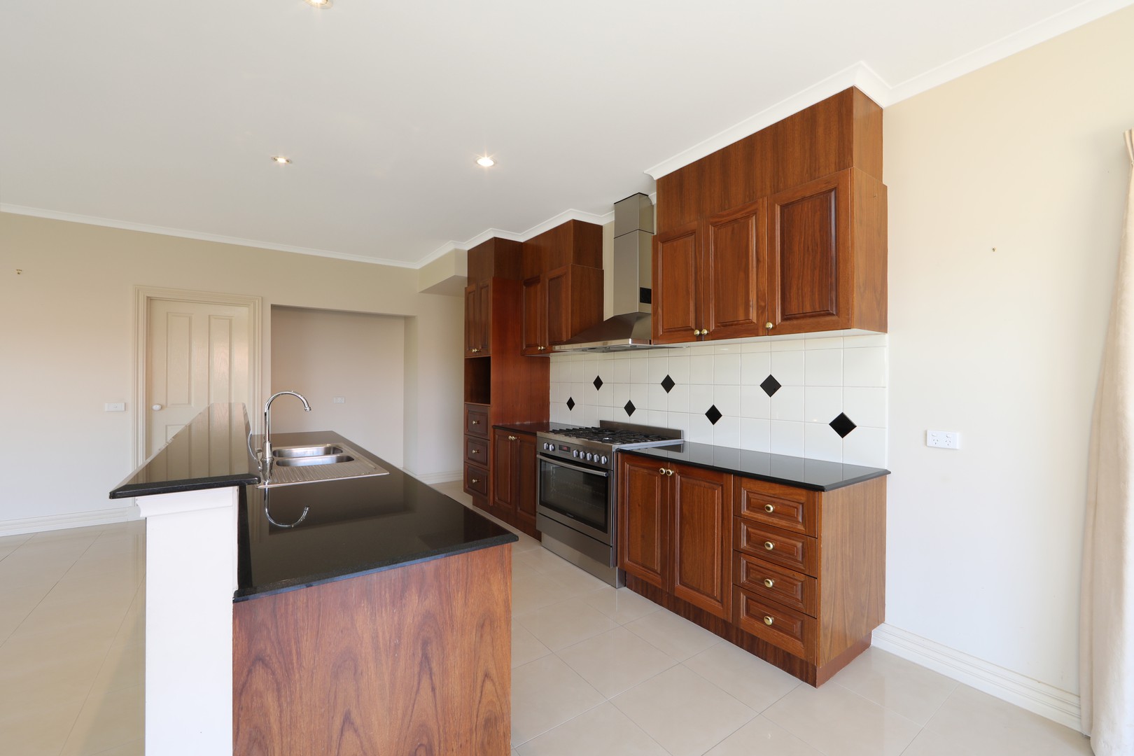 13 Major Crescent, Lysterfield, VIC 3156, Lysterfield - Thumbnail 5
