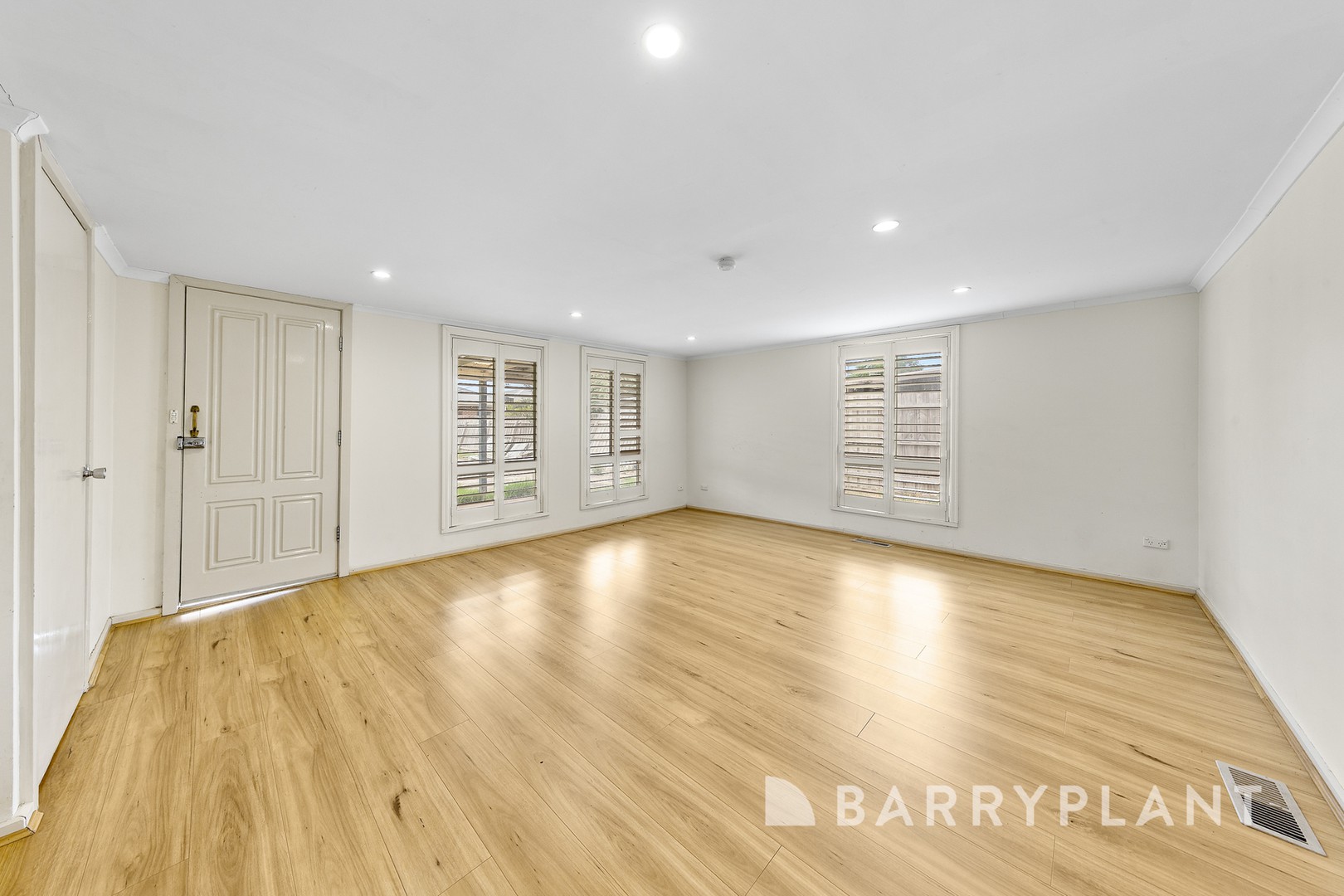 13 Manfred Avenue, St Albans, VIC 3021, St Albans - Thumbnail 3